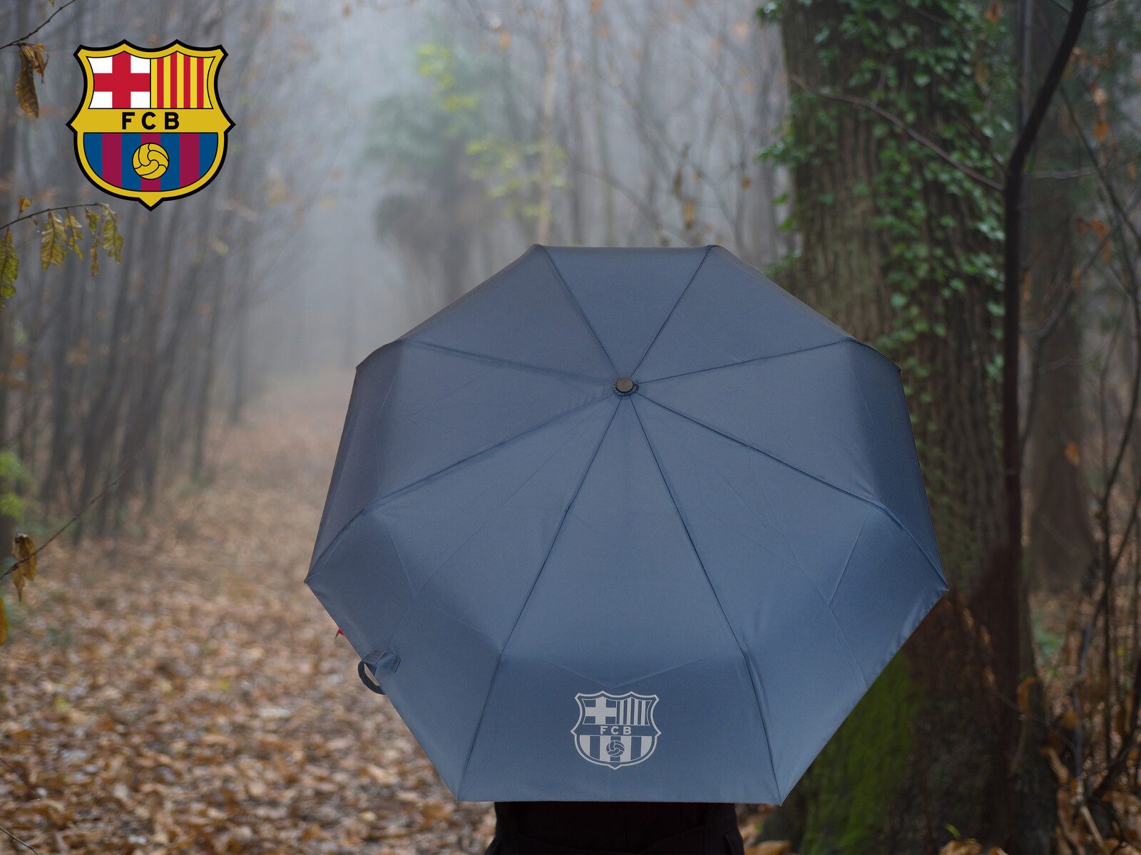 FC Barcelona Taschenregenschirm manueller Regenschirm faltbar für Alltag Reise und unterwegs – Bild 5 von 5