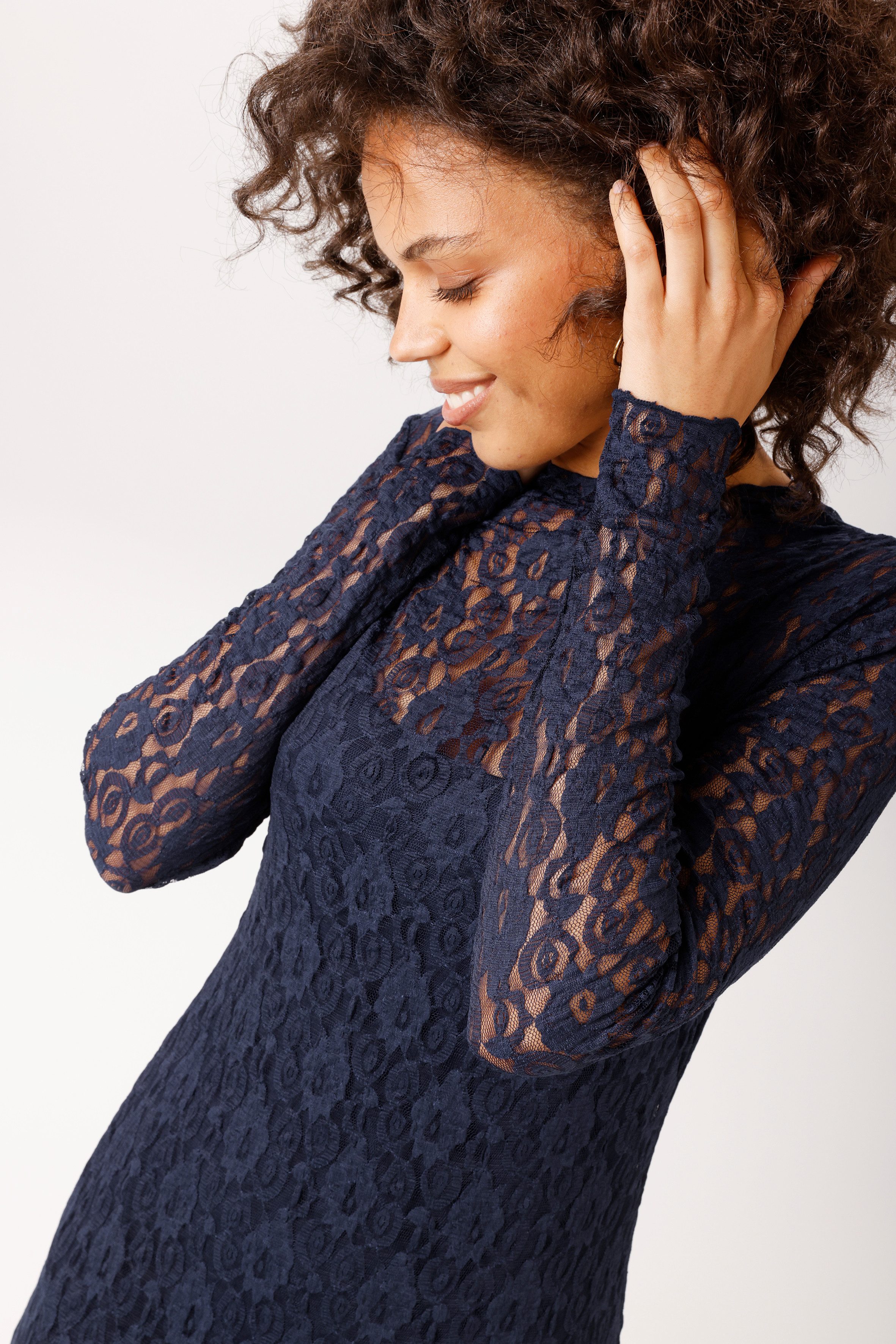 Aniston CASUAL Maxikleid aus zarter, elastischer Spitze - NEUE KOLLEKTION
