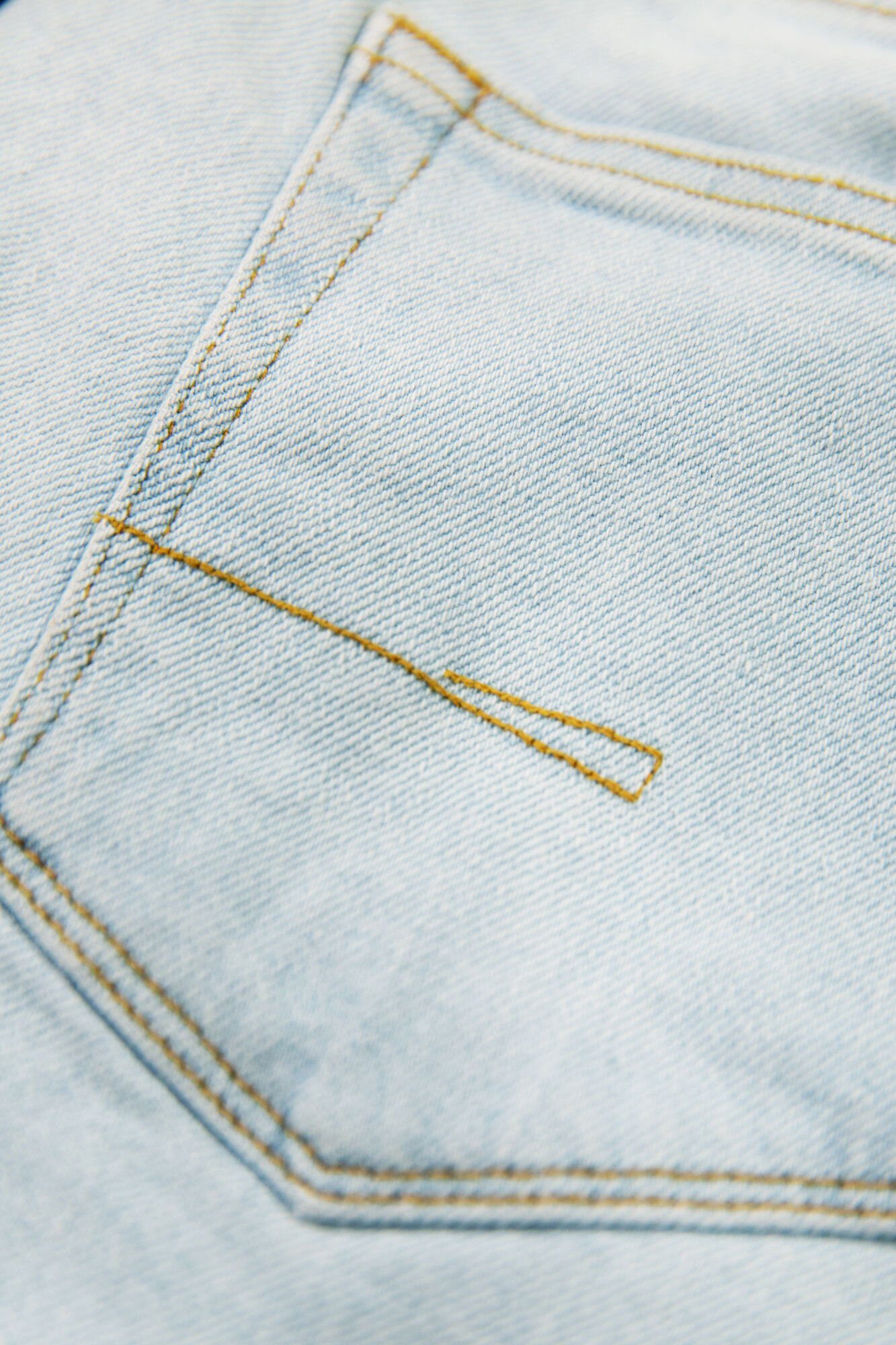 GARCIA JEANS Stretch-Jeans GARCIA CELIA SHORT light used GS100530.9015