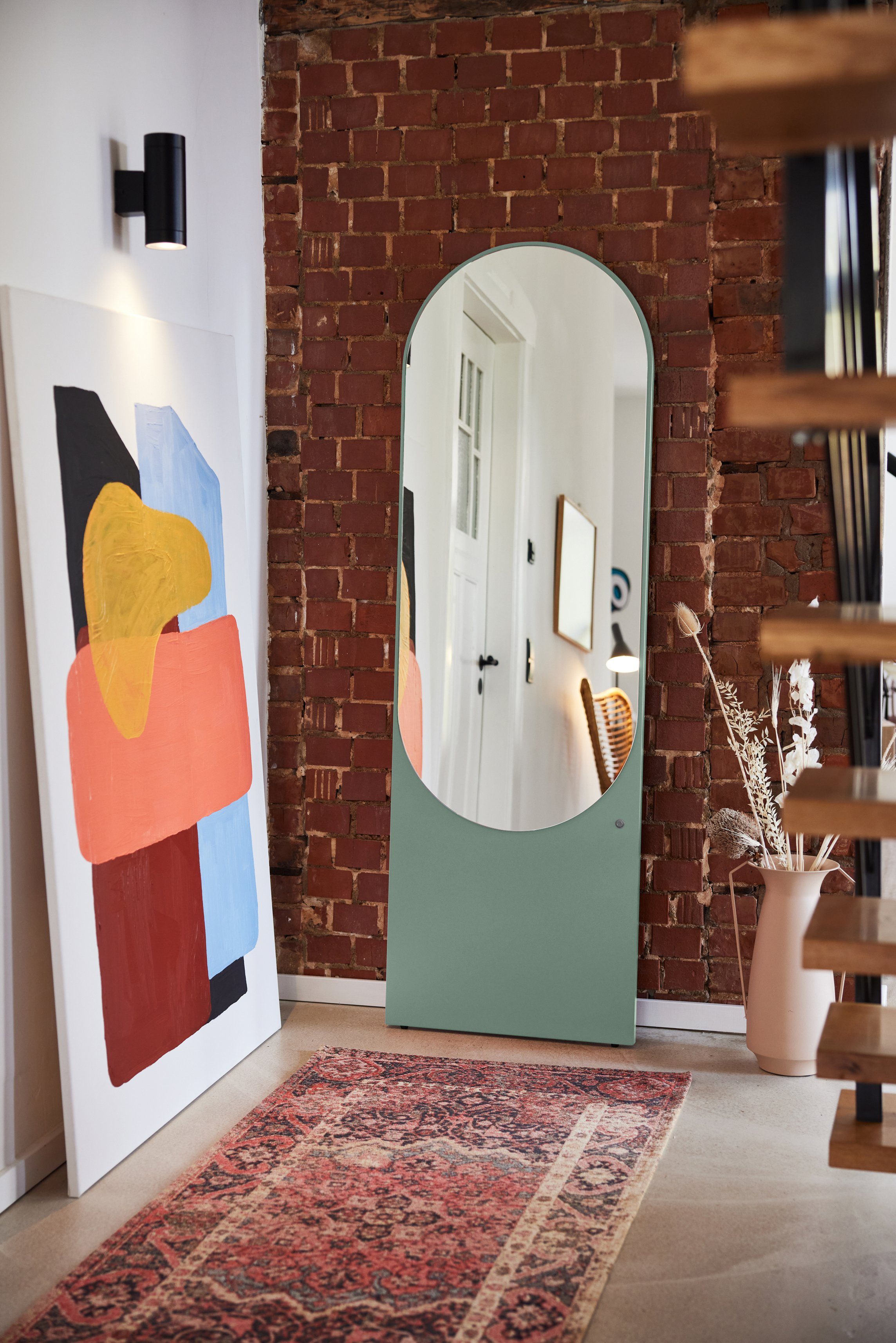 TOM TAILOR HOME Spiegel Farben lackiert, Form besonderer hochwertig schönen in & MIRROR eucalyptus_055 farbiges in Wandlehnender - - Standspiegel Highlight vielen COLOR