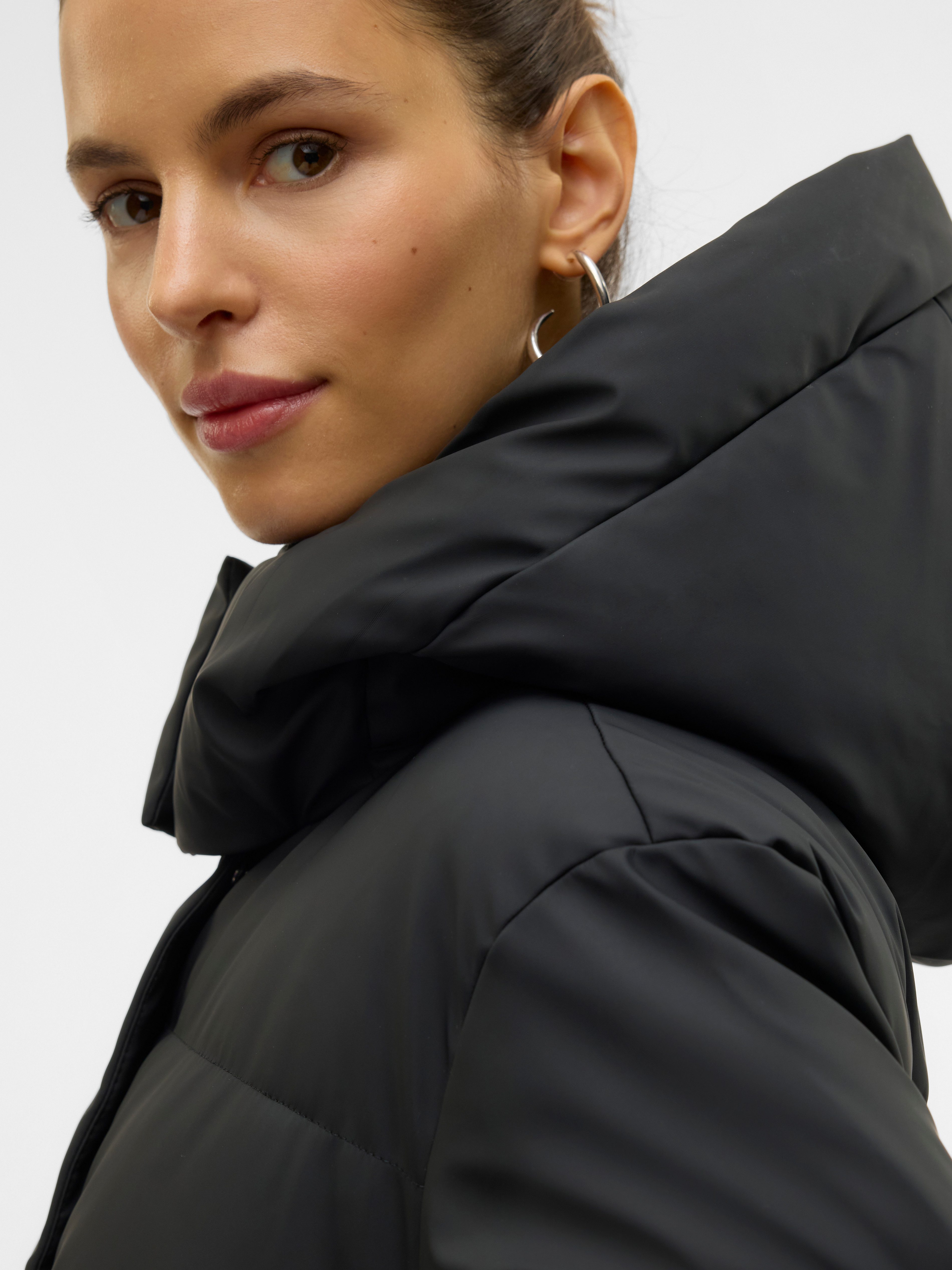 Vero Moda Steppjacke VMGRETAKYLIE SHORT COATED JACKET NOOS