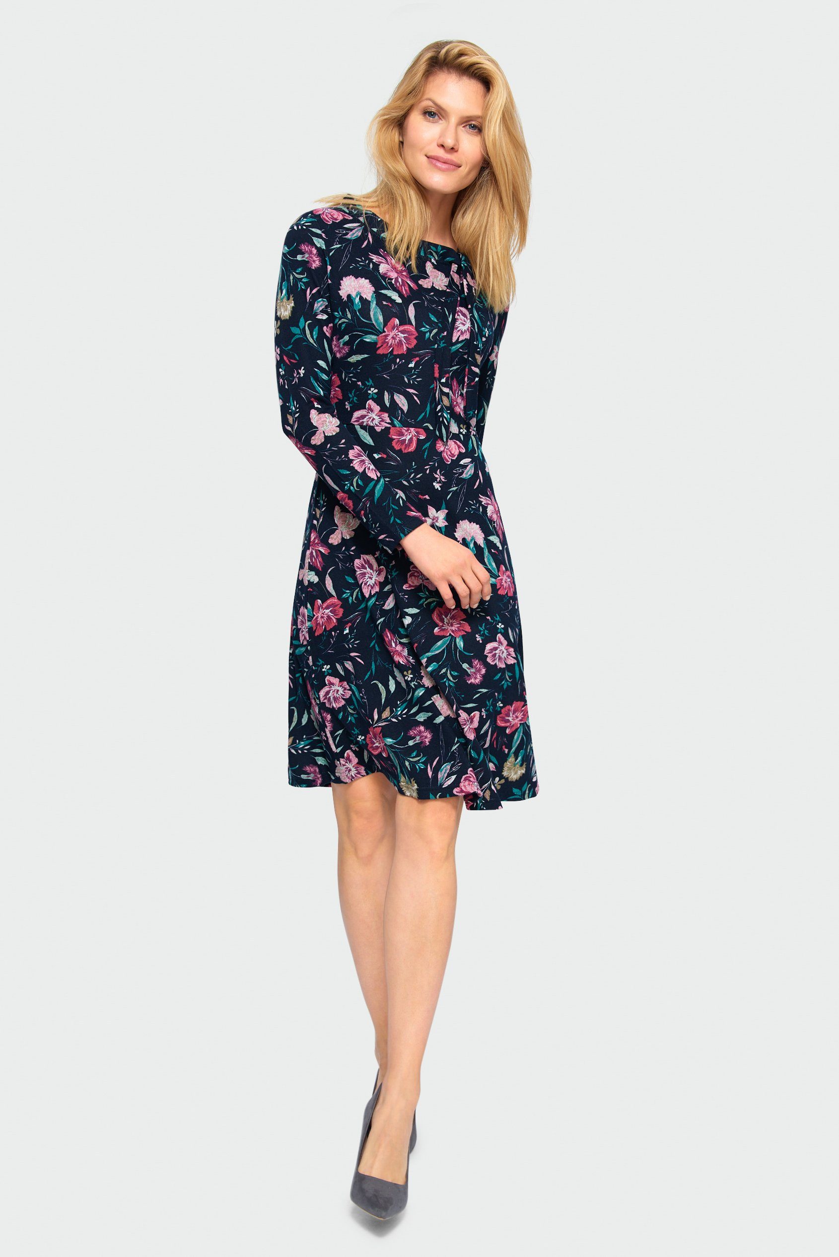 TRENDYOL Damen Strickkleid – Gewebtes Design, Aus Baumwolle, Länge Ca. 90 Cm