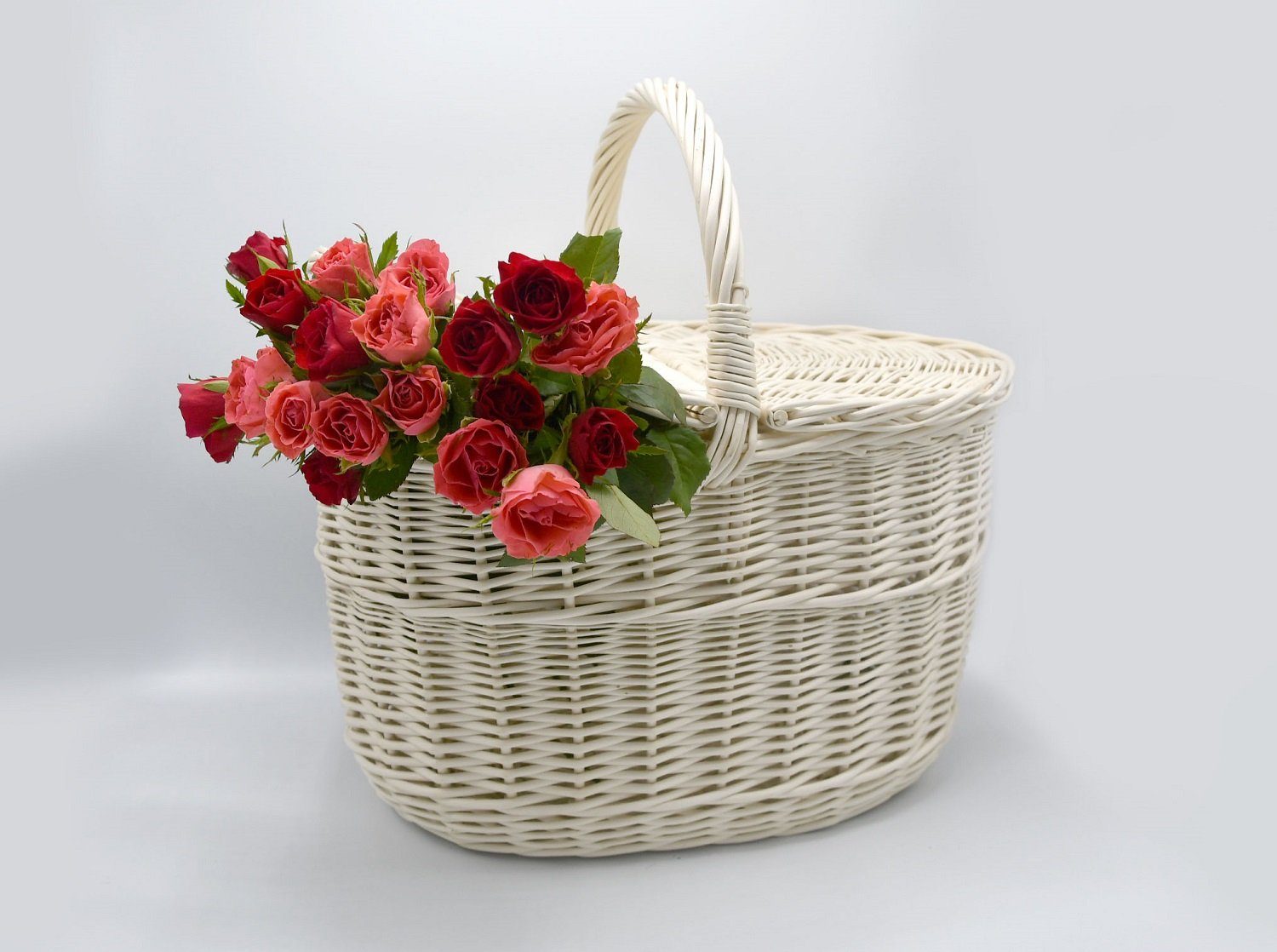 MyBer® Einkaufskorb Korb aus Weide geflochten Picknickorb Tragekorb 2 Deckel, 40/28/22 (38cm mit Griff). Handarbeit. Braun oder weiß