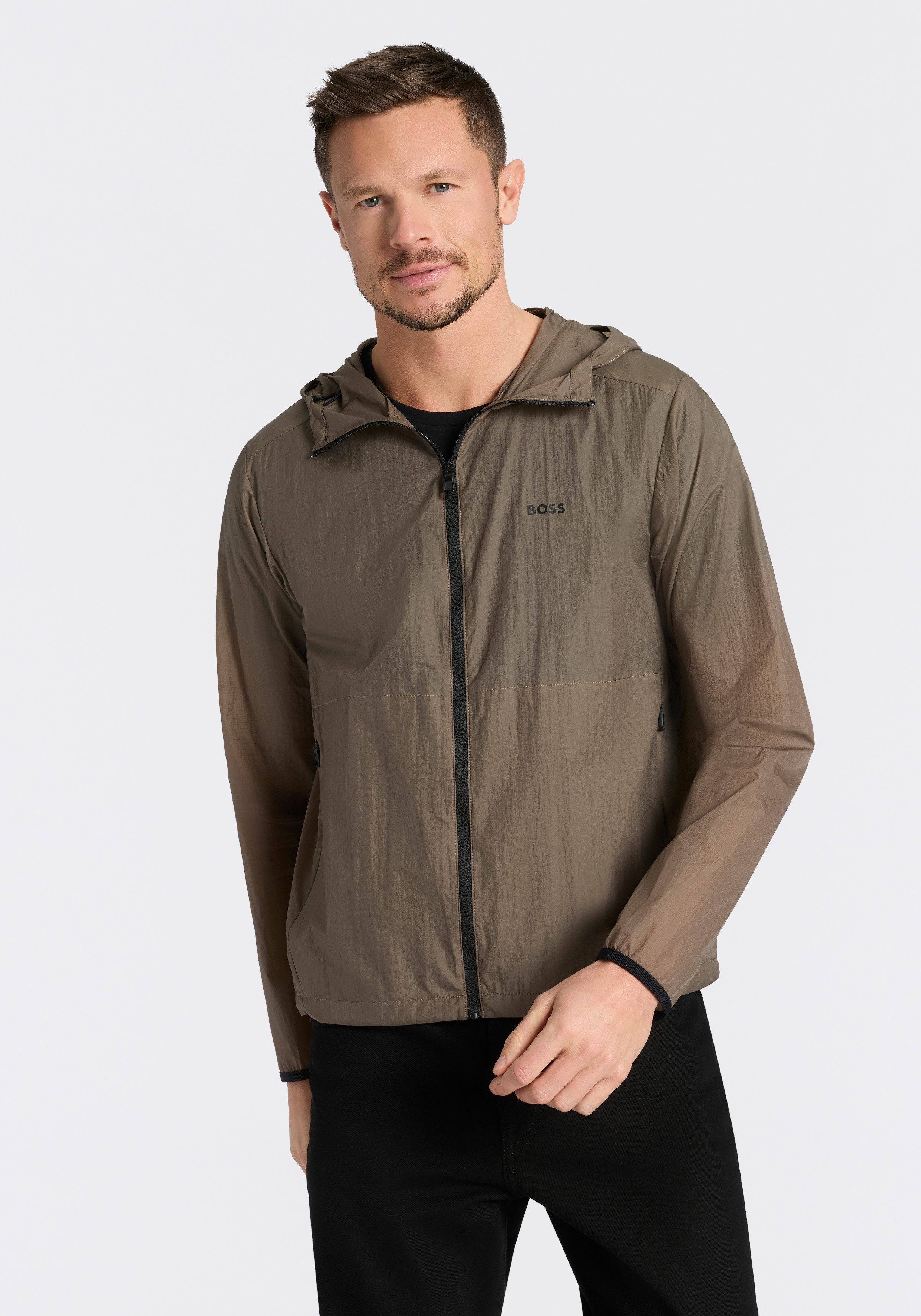 BOSS GREEN Windbreaker Airynix JT sommerliche Qualität, Regular Fit, Kapuze