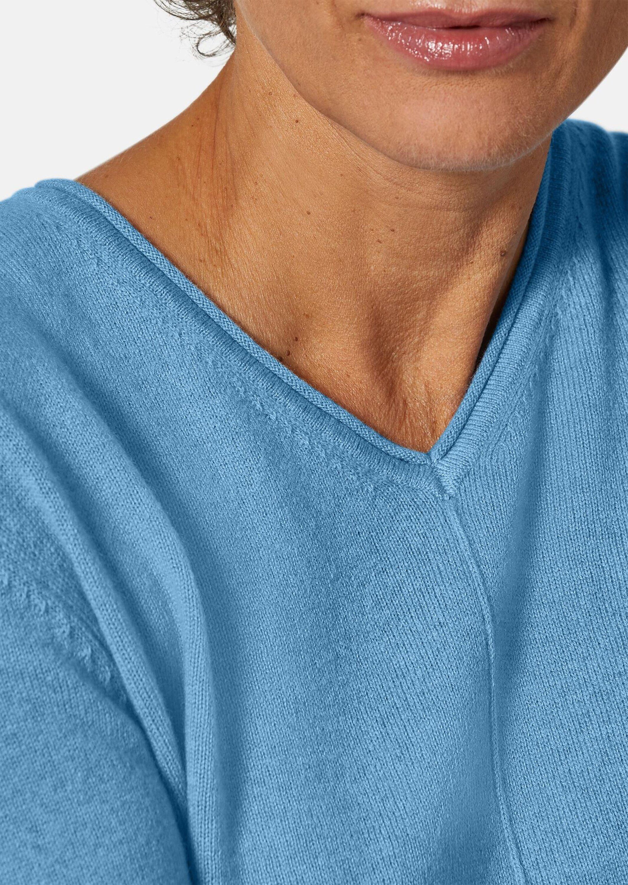 GOLDNER Strickpullover Basicpullover mit V-Ausschnitt Strickpullover mit Teilungsnaht, Rippstrick-Details und Langarm