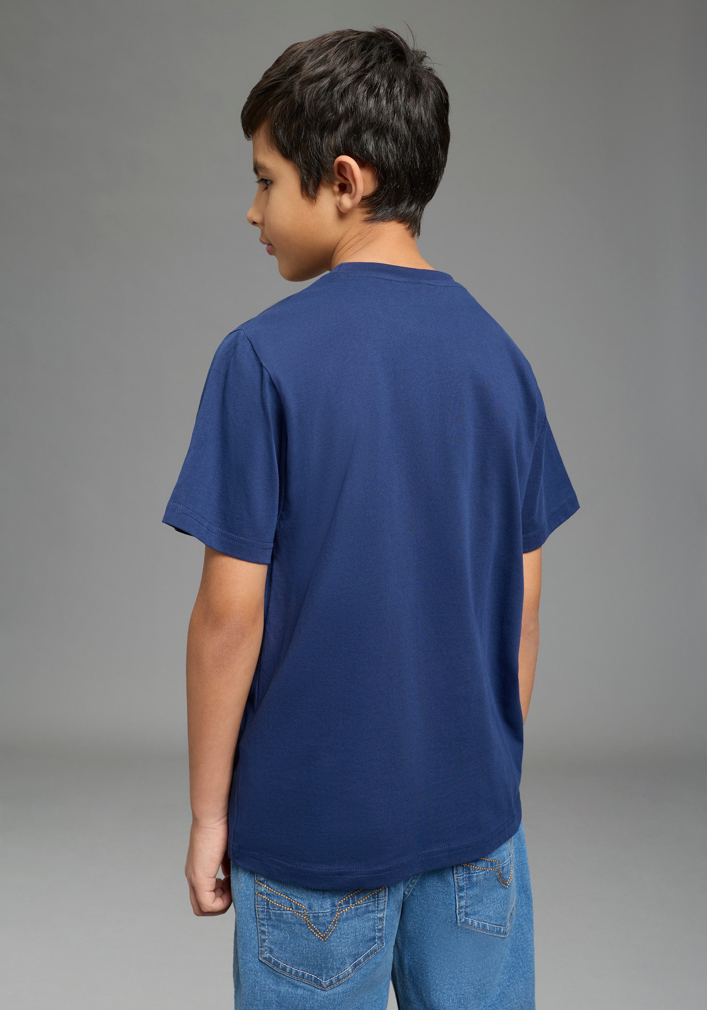 KIDSWORLD T-Shirt STAR WARS: MADALORIAN - Disney Shirt MANDALORIAN Shirt für Jungen, Kurzarm, bedruckte Optik, aus Baumwolle