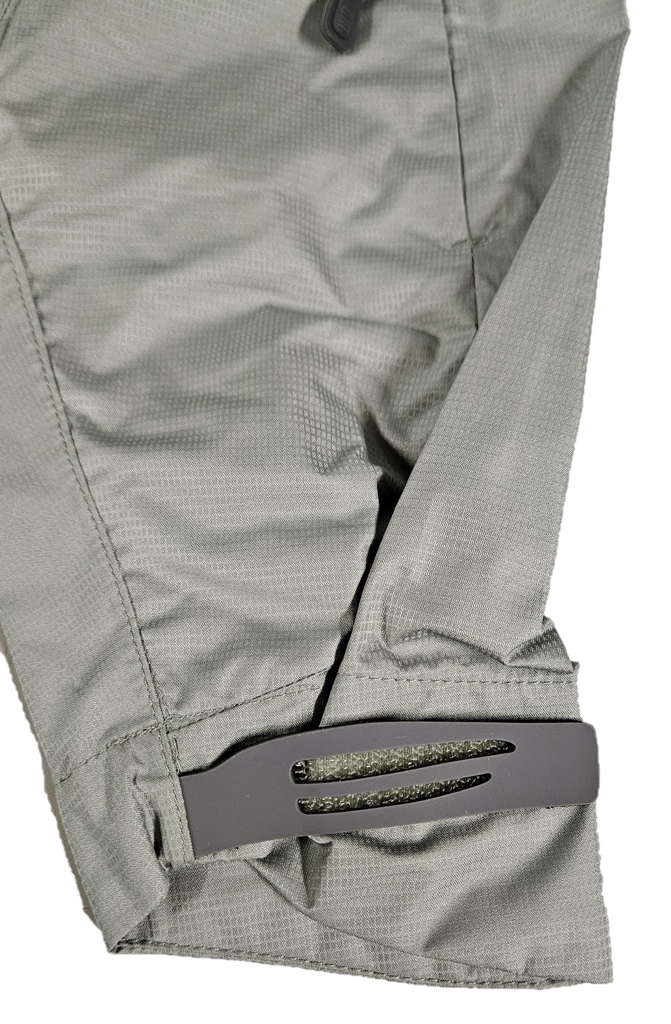 Husky Outdoorjacke Damen SKIM Regenjacke wasserdicht, sehr leicht, Lindgrün Gr. M mit abnehmbarer Kapuze