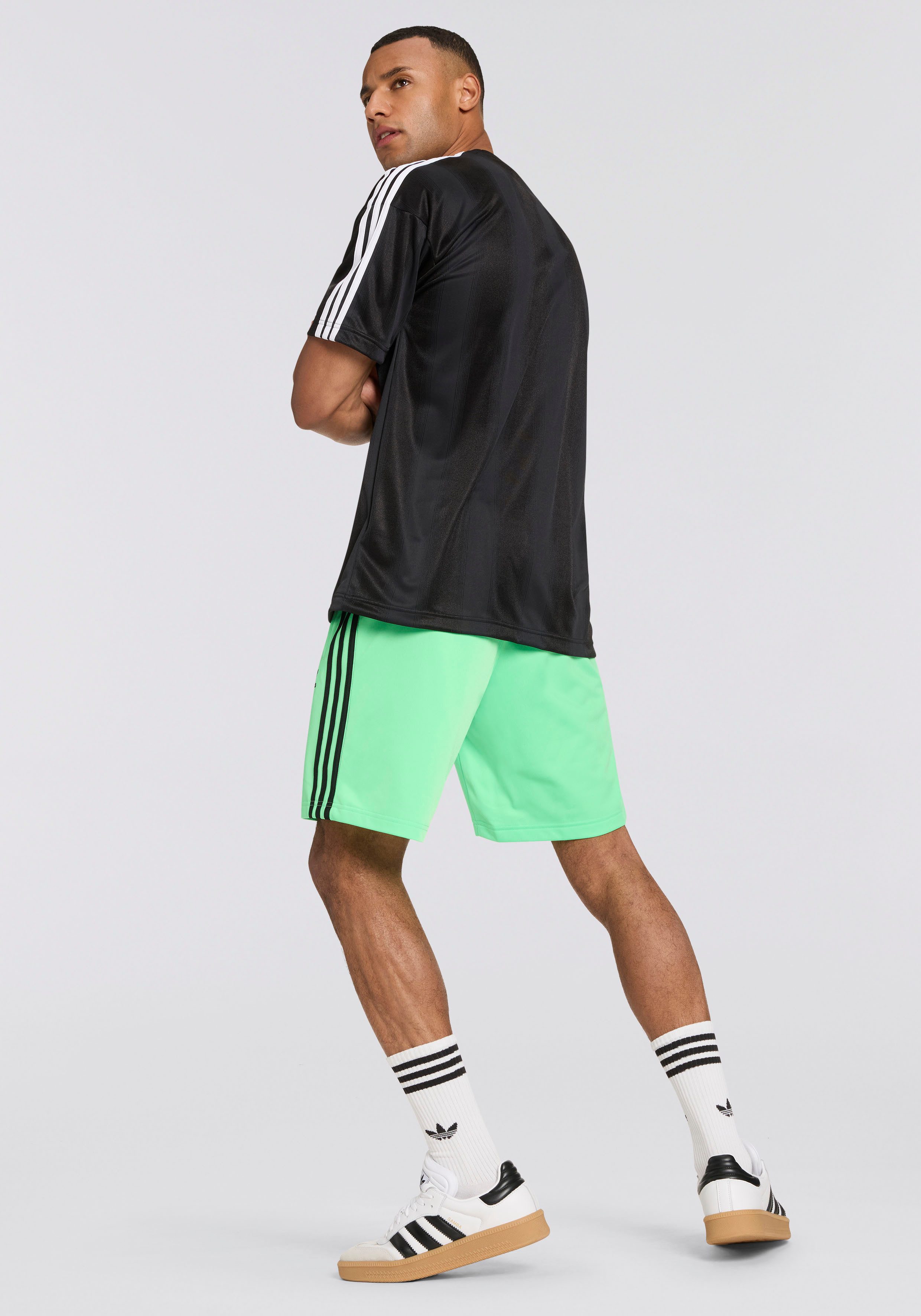 adidas Originals Shorts FIREBIRD SHORT (1-tlg) Trainingsshorts günstig online kaufen