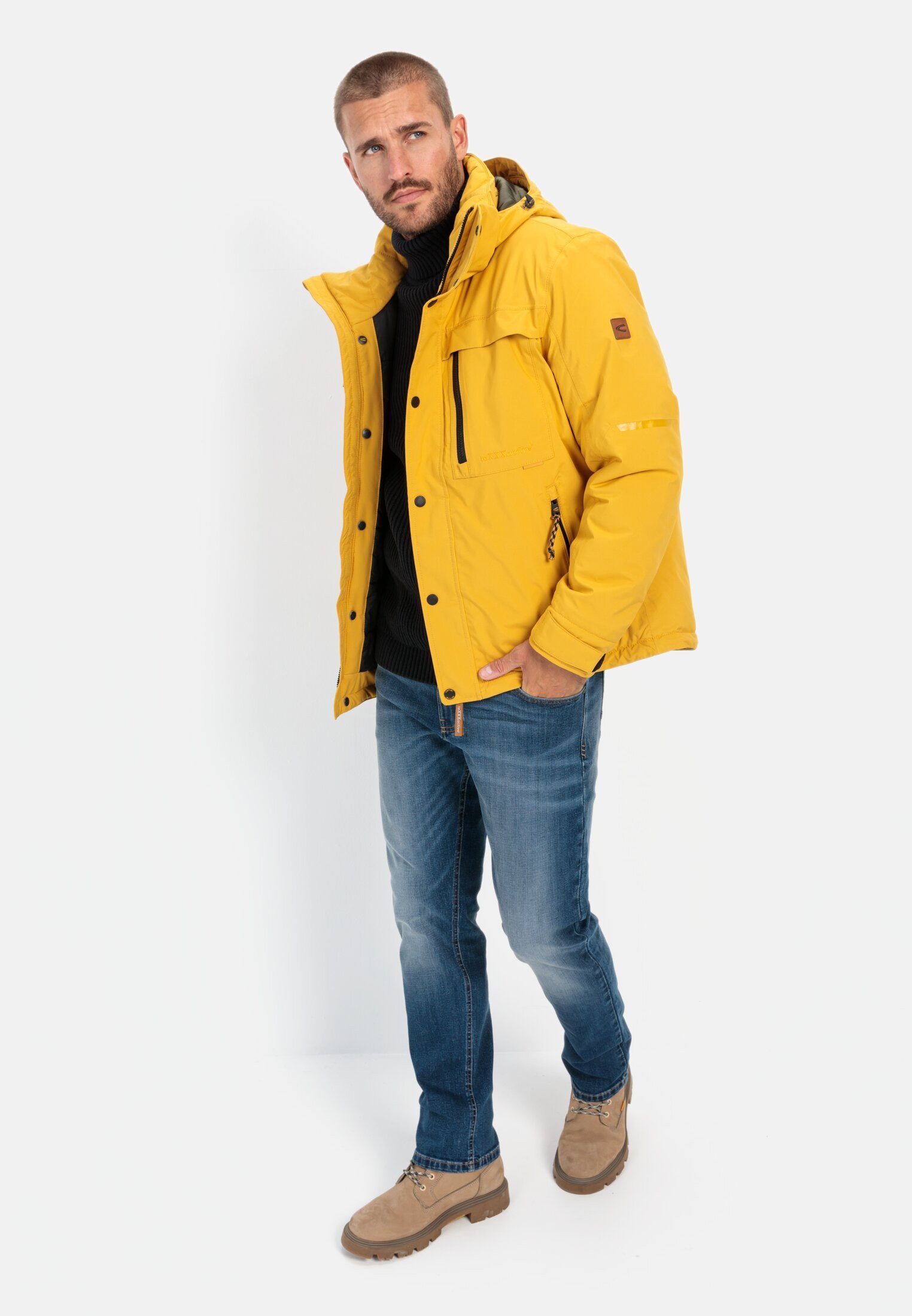 camel active Funktionsjacke teXXXactive® Funktionsjacke mit abnehmbarer Kapuze Lederimitateinsätze