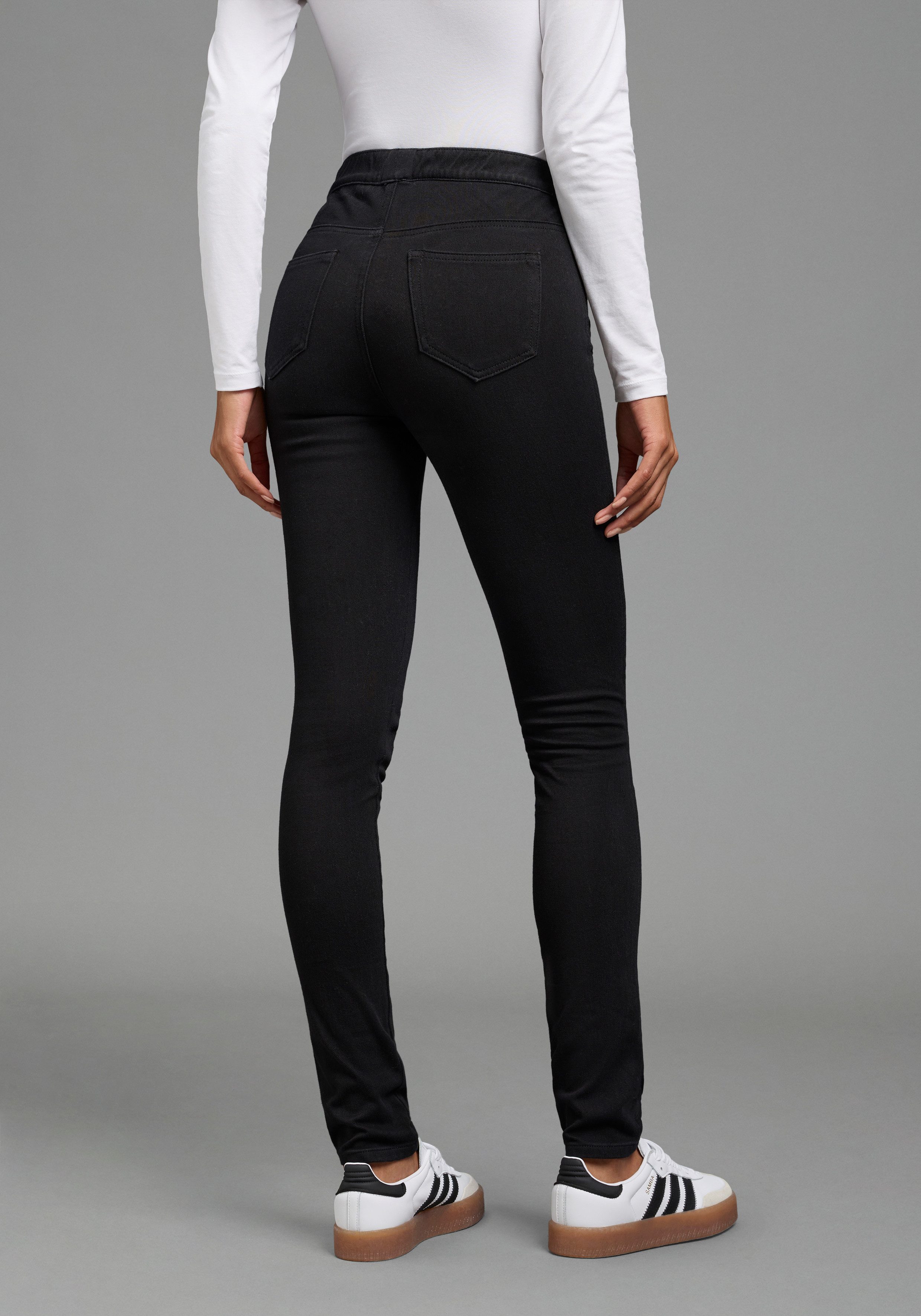 Arizona Jeansjeggings im 4 Way Stretch, Quer- und Längselastisch, Skinny Skinny Fit, extra enge Beinform, normale Leibhöhe, unifarbene Optik – Bild 2 von 5