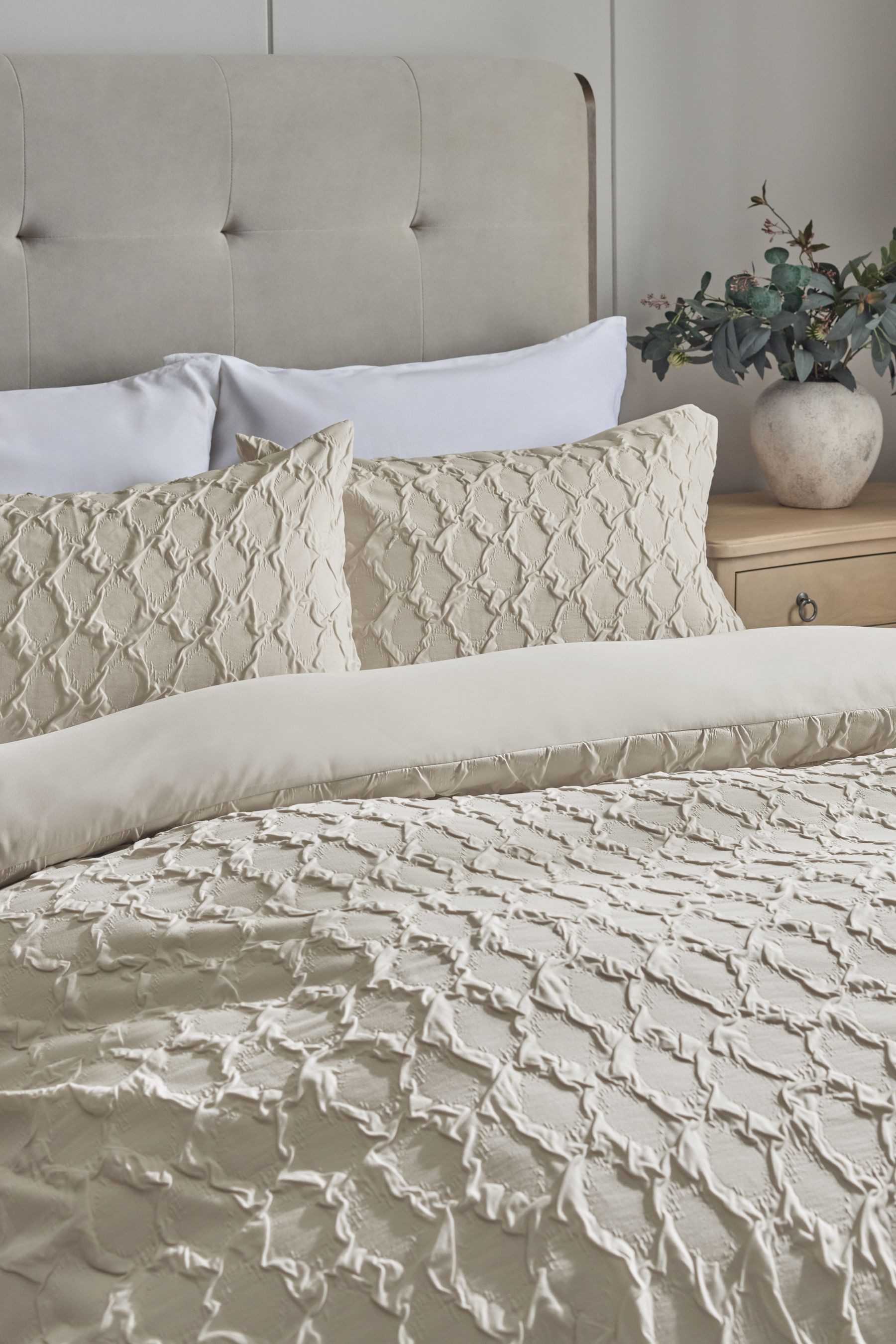 Next Bett-Set Strukturierte, geprägte Bettgarnitur mit Muster, Bezug: Polyester (recycelt), Polyester