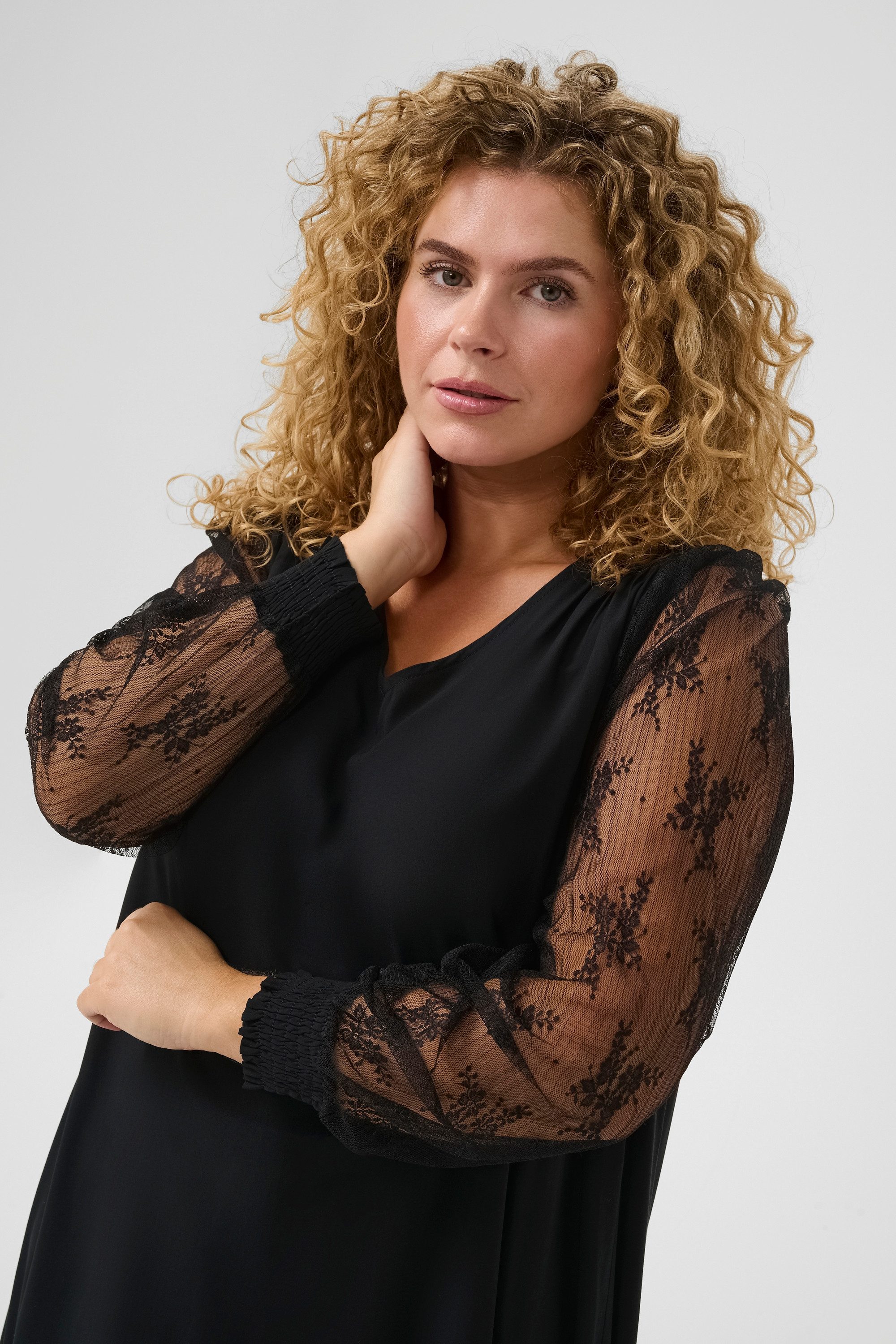 KAFFE Curve Blusenkleid Kleid KCfreya Große Größen – Bild 4 von 5