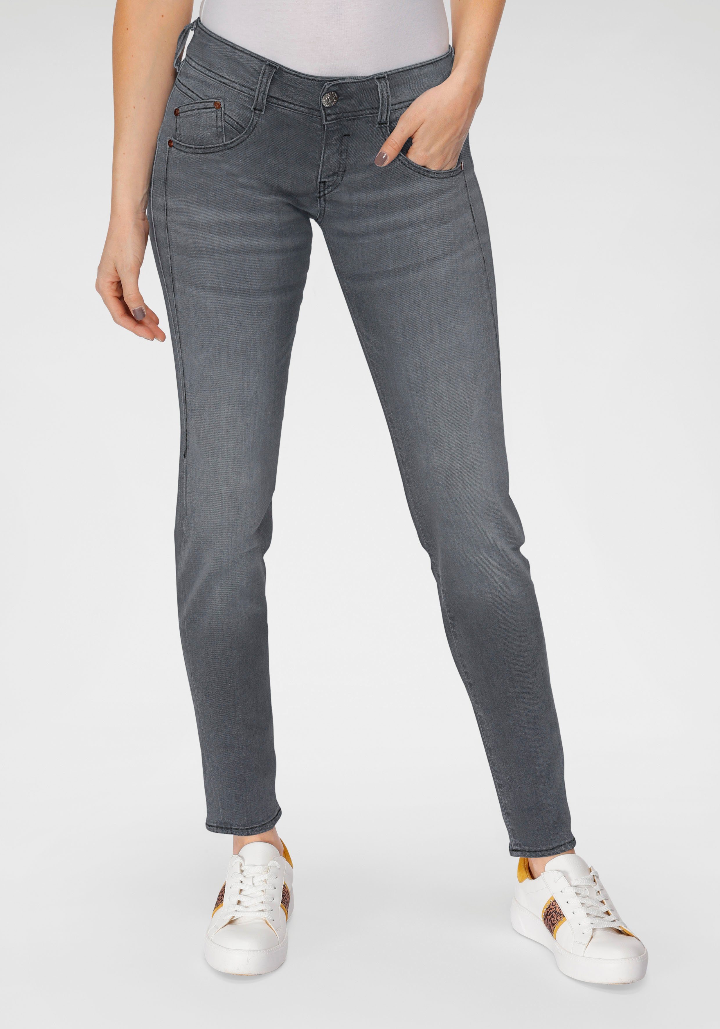 Herrlicher Slim-fit-Jeans »GILA SLIM DENIM BLACK CASHMERE TOUCH« mit  optischem Schlankeffekt dank Keileinsatz online kaufen | OTTO