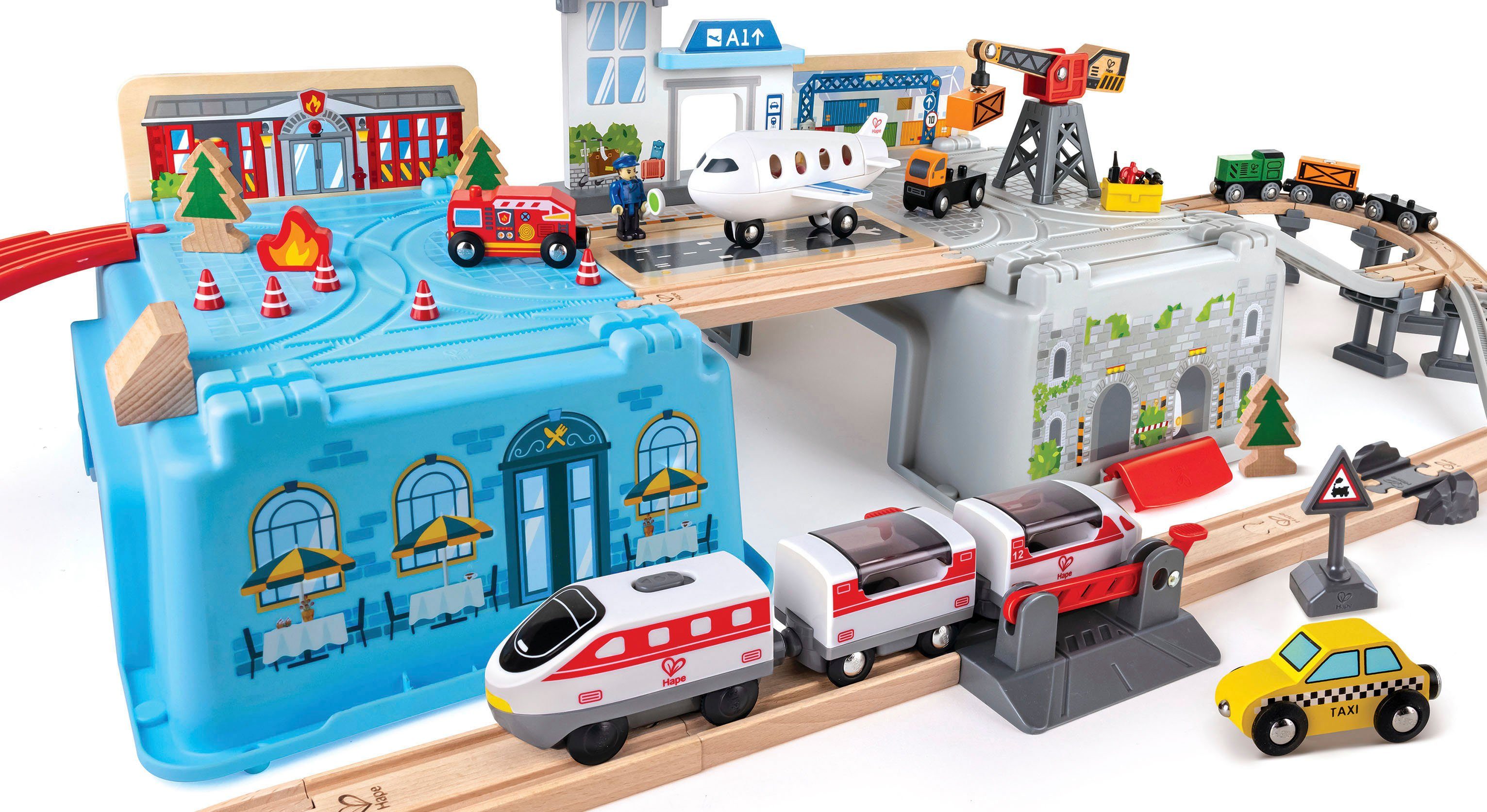 Hape Spielzeug-Eisenbahn Großstadtlandschaft Eisenbahn in Aufbewahrungsbox günstig online kaufen