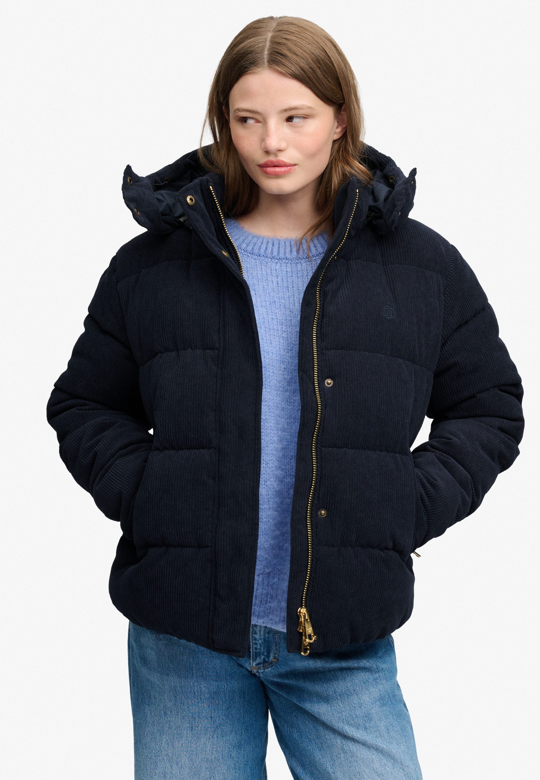 Superdry Steppjacke PREMIUM HOOD CORD PUFFER JKT Kunstfaser, relaxed fit, aus Cord
