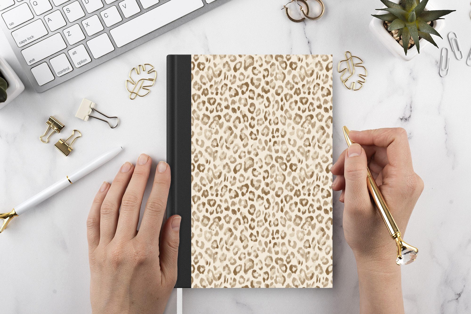 MuchoWow Notizbuch Leopard - Klassisch - Beige, Notebook, Notizblock a5, Tagebuch, Journal Liniert