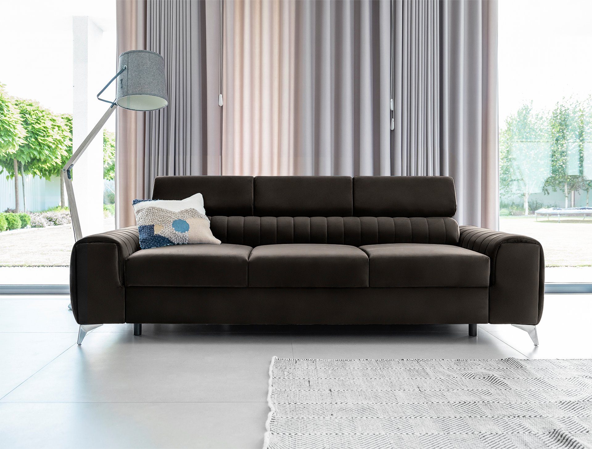 yourhouse24 Schlafsofa Laurence Wohnzimmer Schlaffunktion Bettkasten und Relaxfunktion
