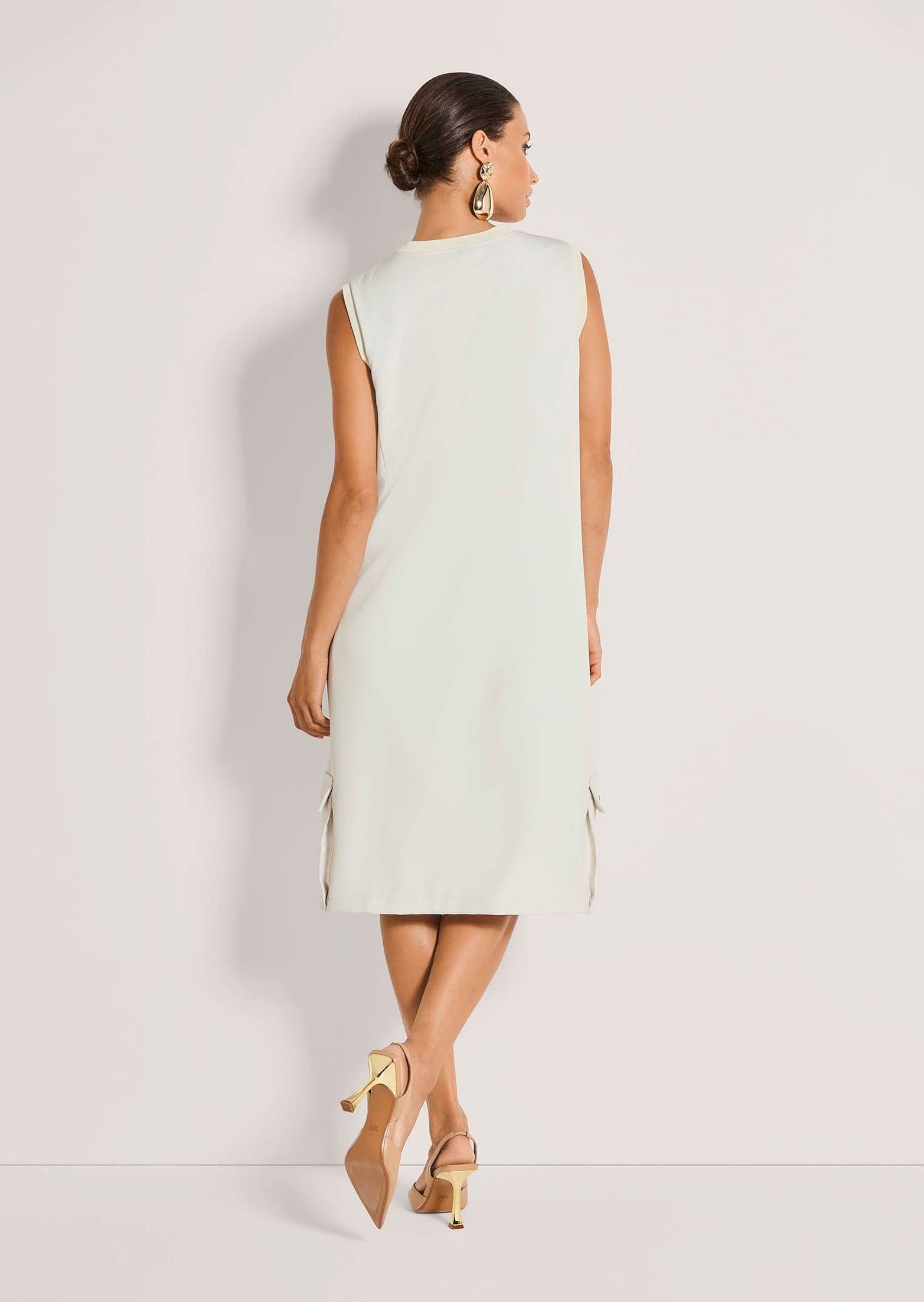 MADELEINE Midikleid Midikleid mit Schmuckelementen Sommerkleid mit Rundhals, Cargo-Taschen, Knielänge und ohne Arm