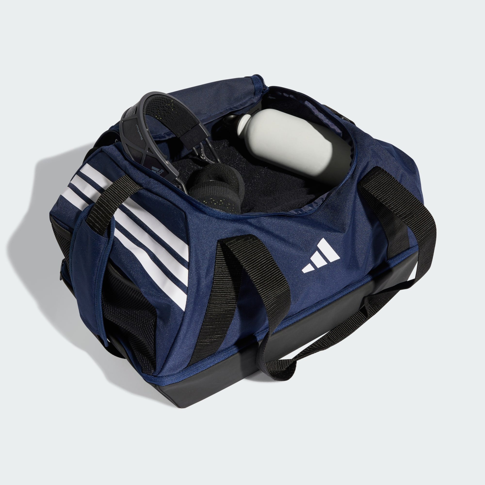 adidas Performance Reisetasche TIRO DUFFLEBAG S MIT BODENFACH (1-tlg)