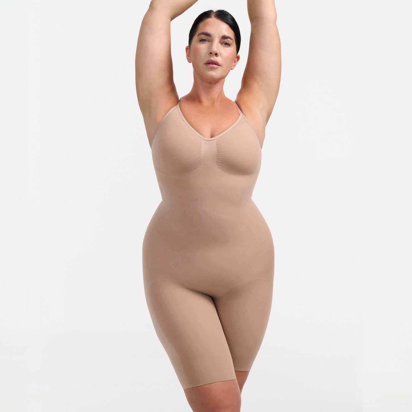 Creamy Fabrics Miederbody Bodysuit Sculpting Shapewear mit Shorts-Beige-2XL (1-tlg) Figurformend