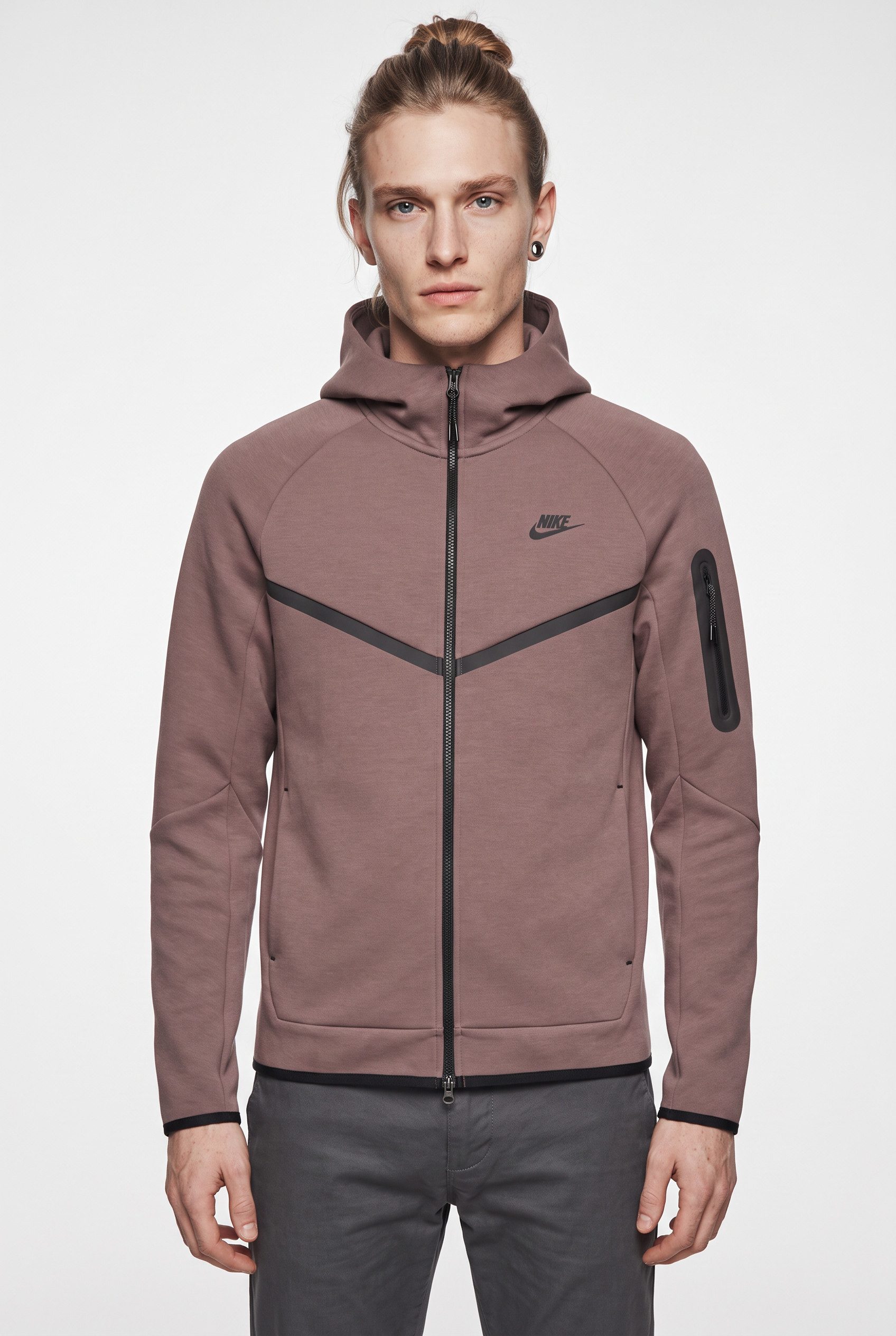 Nike Sportswear Sweatjacke M NK TCH FLC FZ WR HOODIE mit Kapuze, aus Baumwolle und Polyester, normale Schnittform