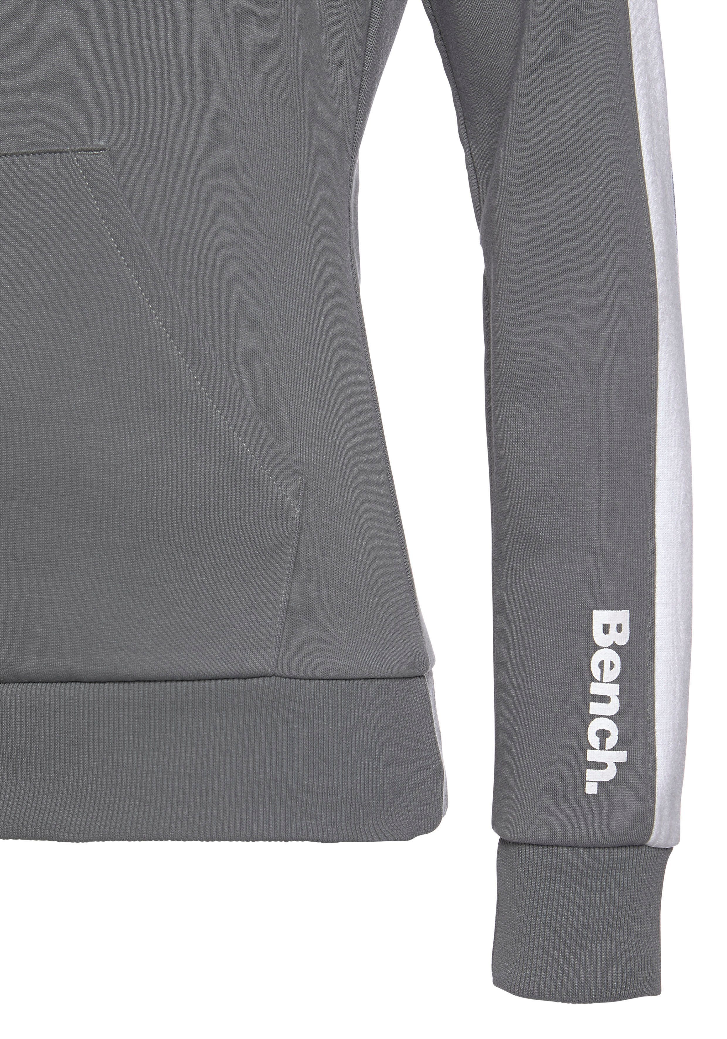 Bench. Loungewear Kapuzensweatshirt mit Kängurutasche, Home- und Loungewear Serie