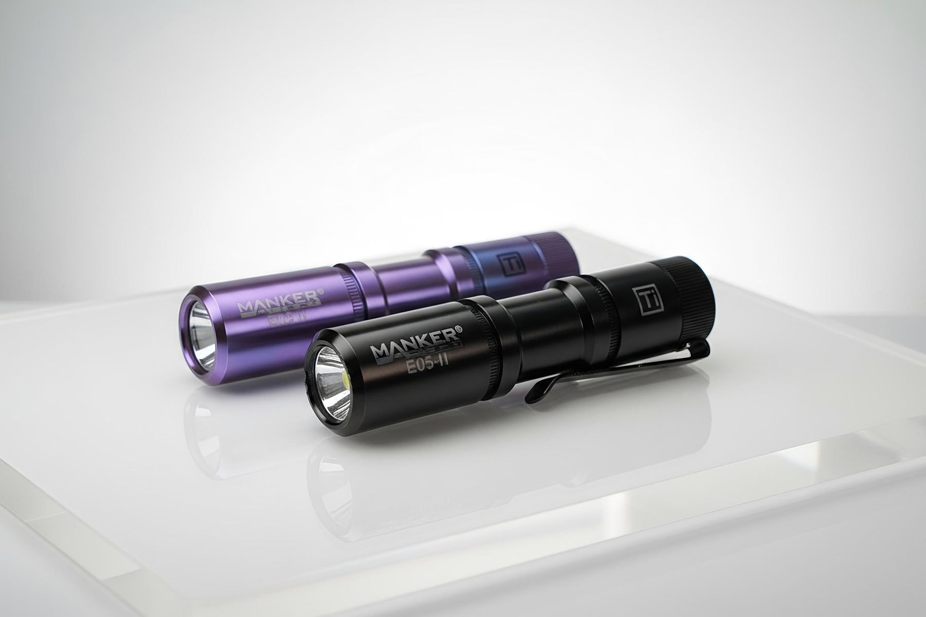 Manker LED Taschenlampe E05 II TI DLC Pocket AA 14500 bis 1300 Lumen LED Taschenlampe (1-St)
