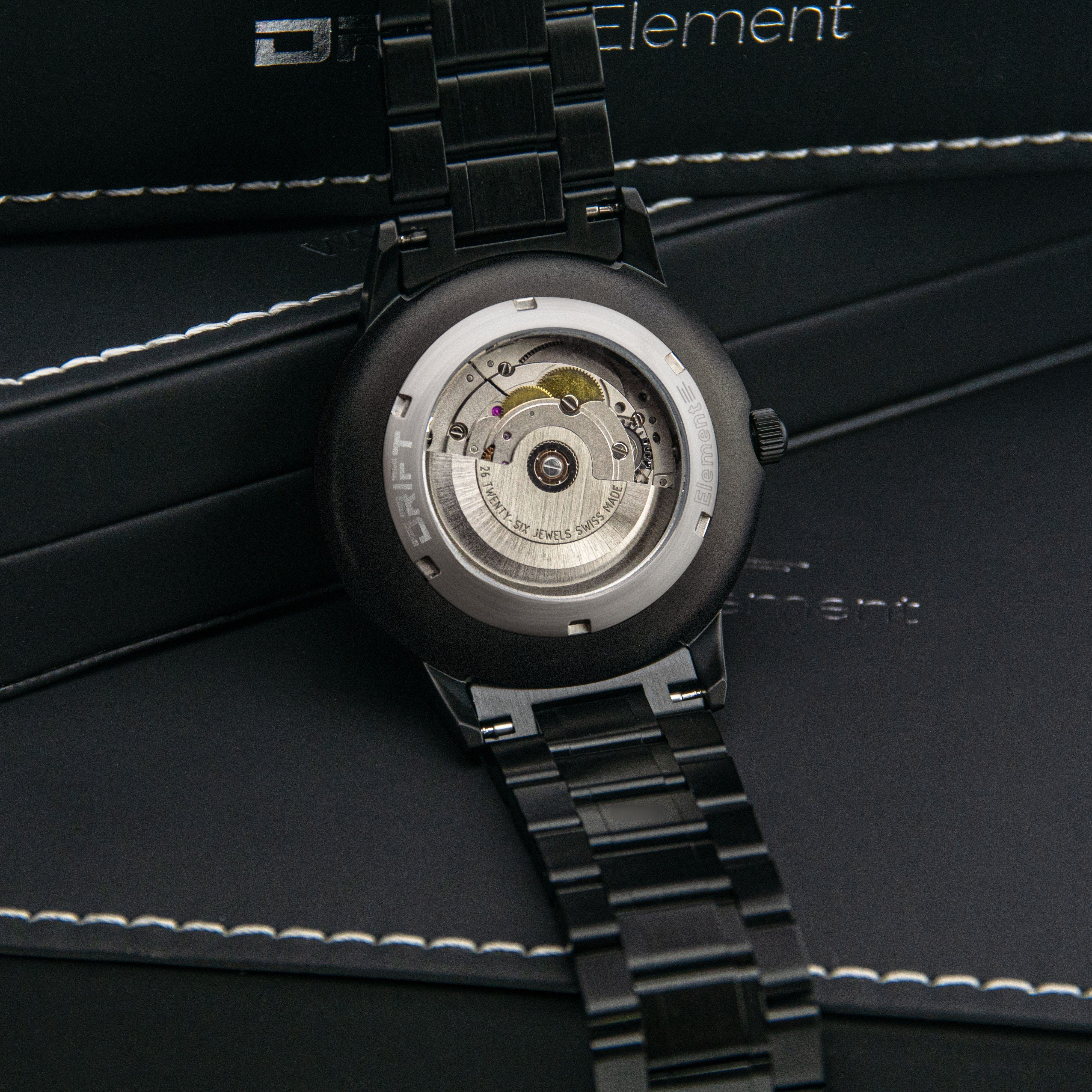 DRIFTELEMENT Automatikuhr SCHWEIZER AUTOMATIK MOTORSPORT FELGENUHR günstig online kaufen