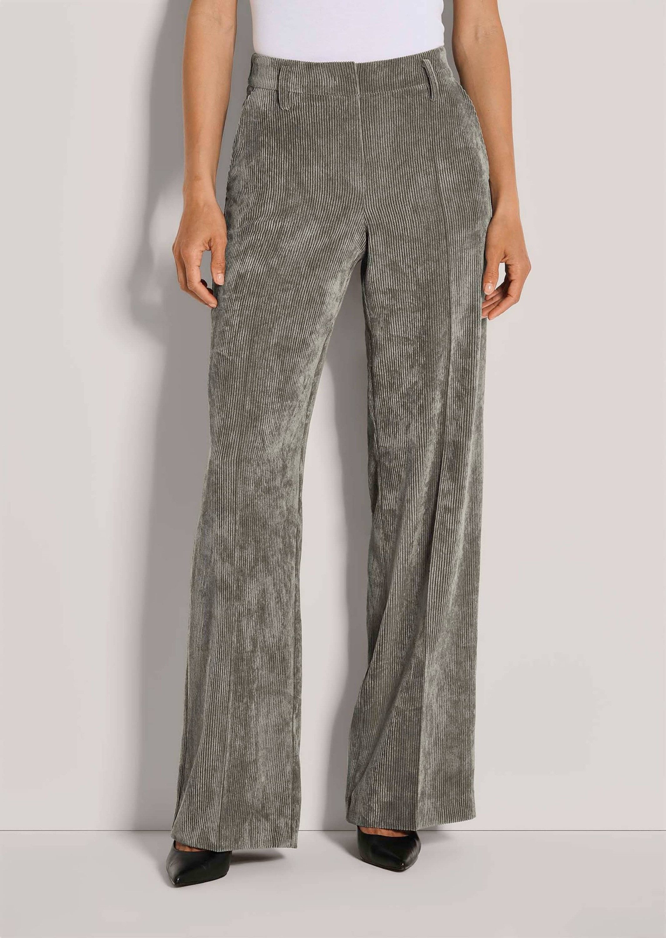 MADELEINE Cordhose Weite Cordhose mit Bügelfalten günstig online kaufen