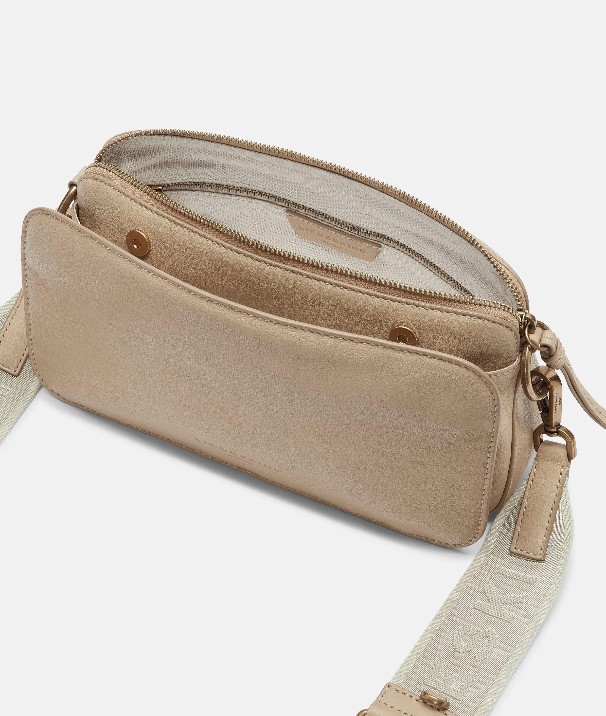 Liebeskind Berlin Umhängetasche Clarice Crossbody M, Crossbody-Bag aus weichem Leder