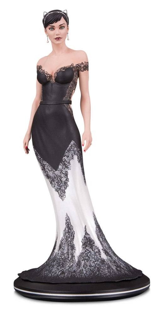 DC Comics Actionfigur DC COVER GIRLS CATWOMAN WEDDING DRESS BY JOELLE JONES STATUE