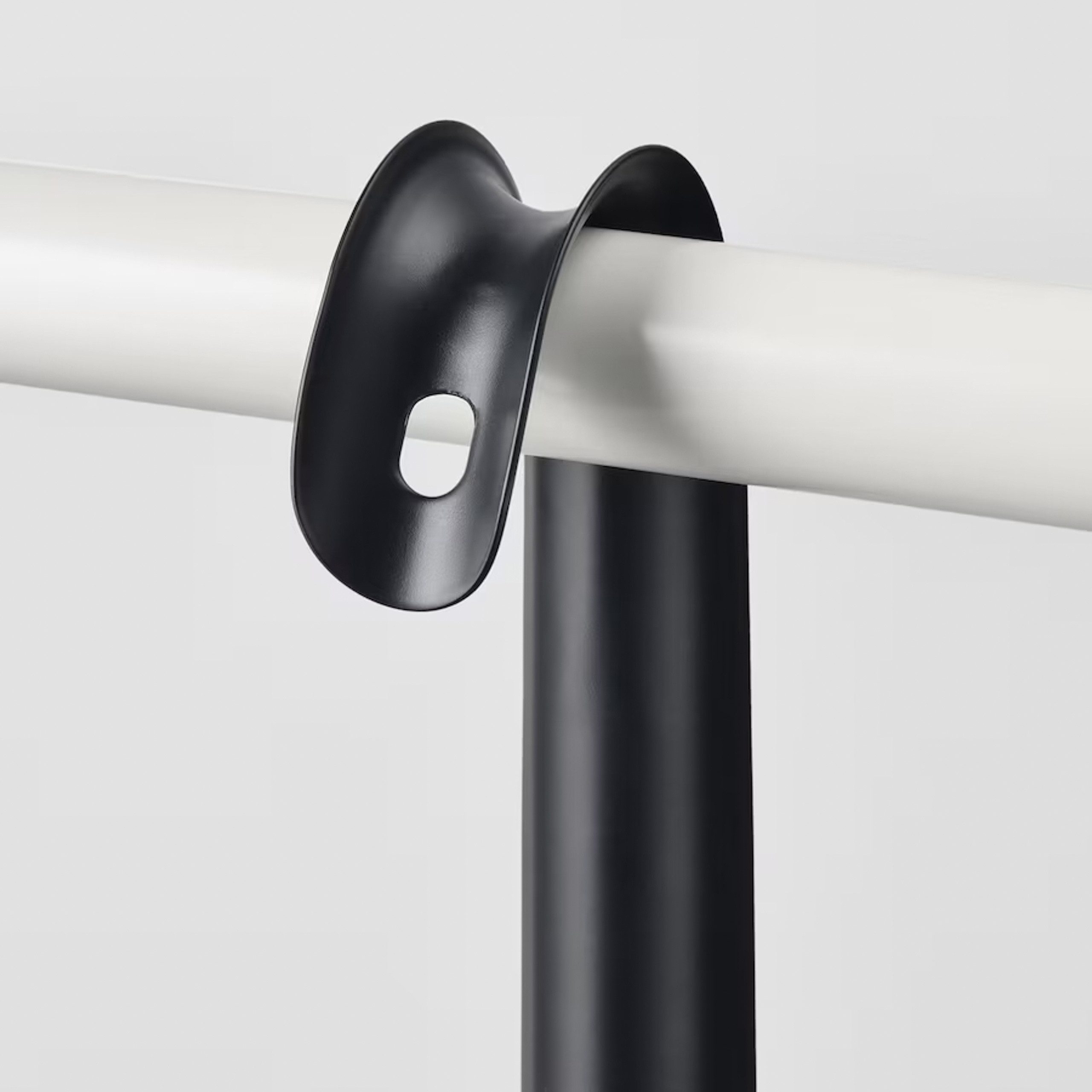 IKEA Schuhlöffel OMTÄNKSAM Anthrazit, langer Schuhlöffel, stabil, Metall IKEA