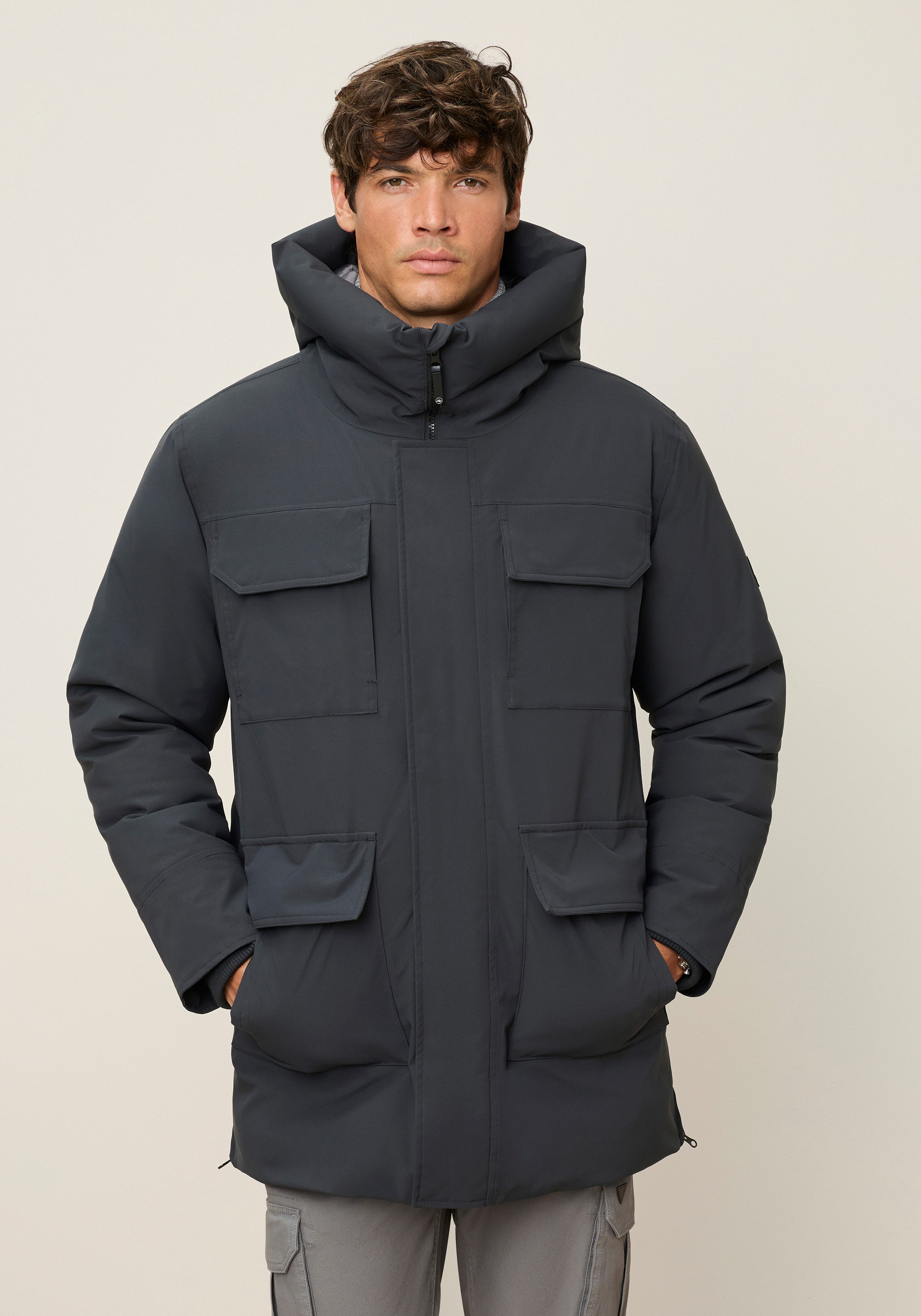 Polarino Funktionsparka Ideal für den Winter mit großen Taschen und Kapuze. € 119,99, (€ 119,99 pro 1 Stk).