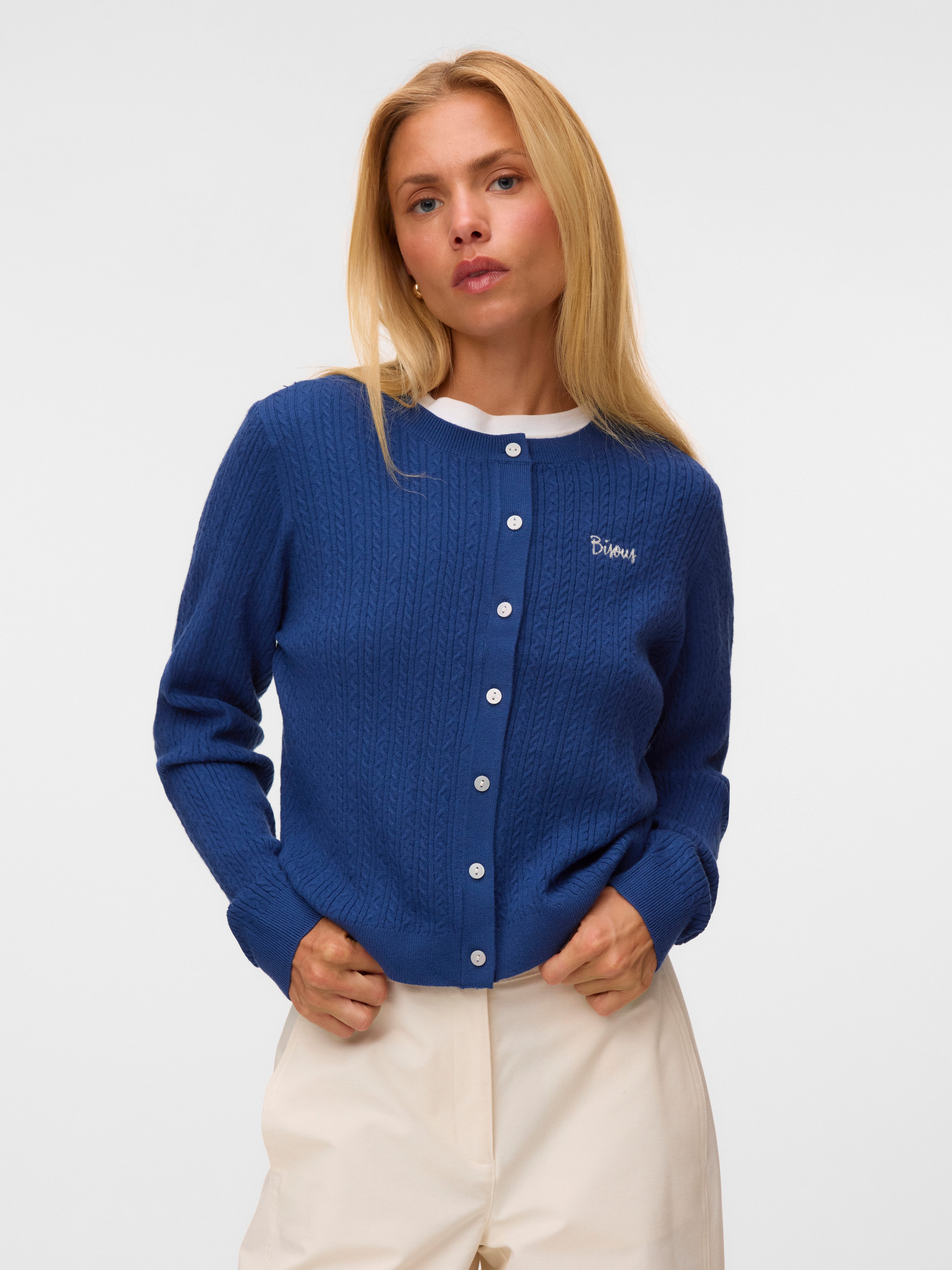 Strickjacke VMGOLD CABLE LS O-NECK CARDIGAN