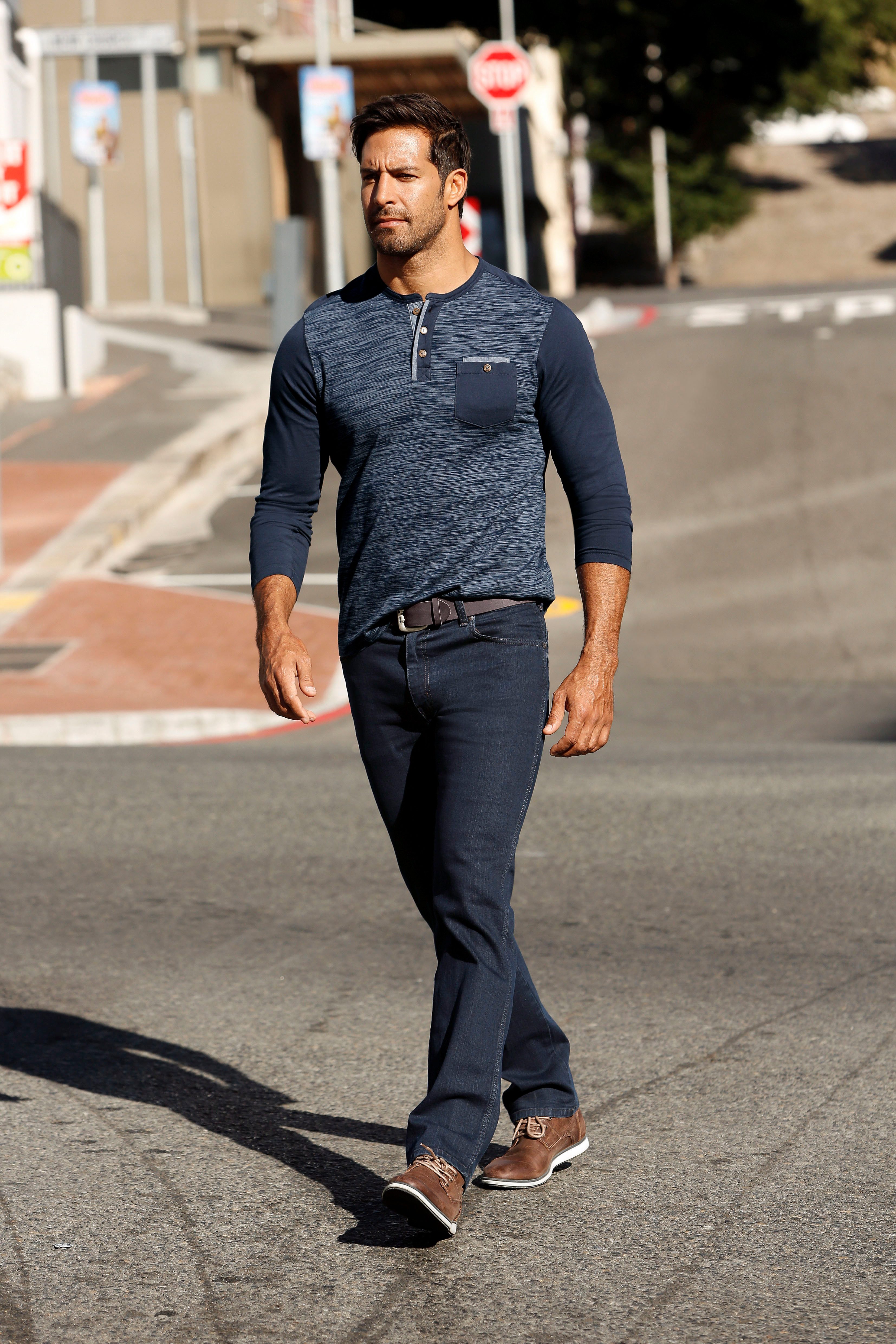 Arizona Longsleeve Langarm, melierte Optik, Rundhalsausschnitt mit Knopfleiste