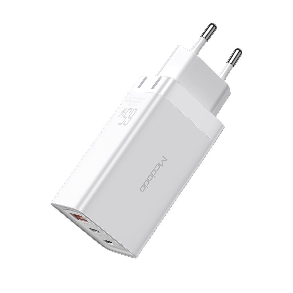 mcdodo 65W GaN Wandladegerät 2xPD USB-C 1xUSB Anschluss Schnellladegerät weiß Smartphone-Ladegerät