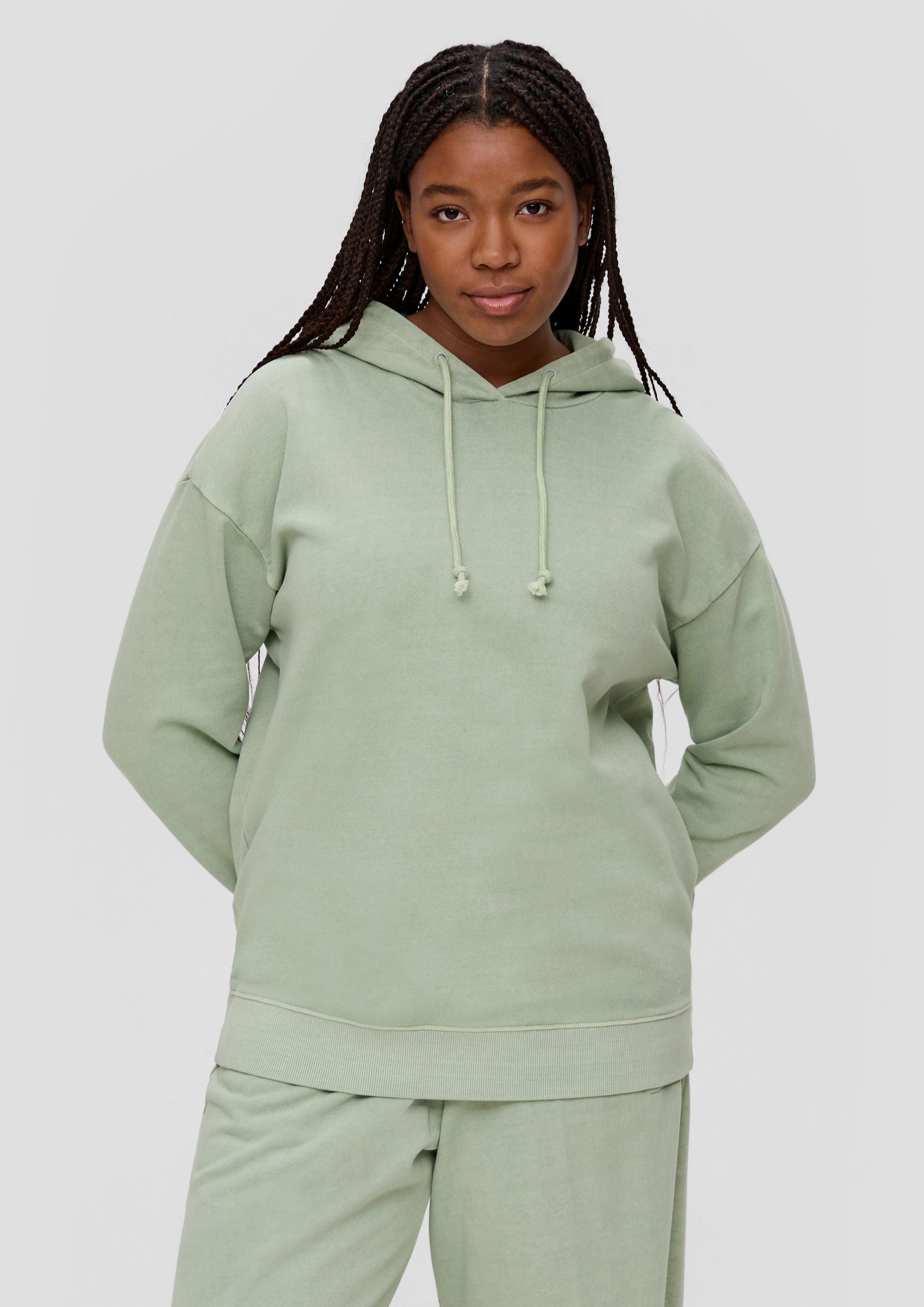 TRIANGLE Sweatshirt Sweatshirt mit Stickerei Stickerei