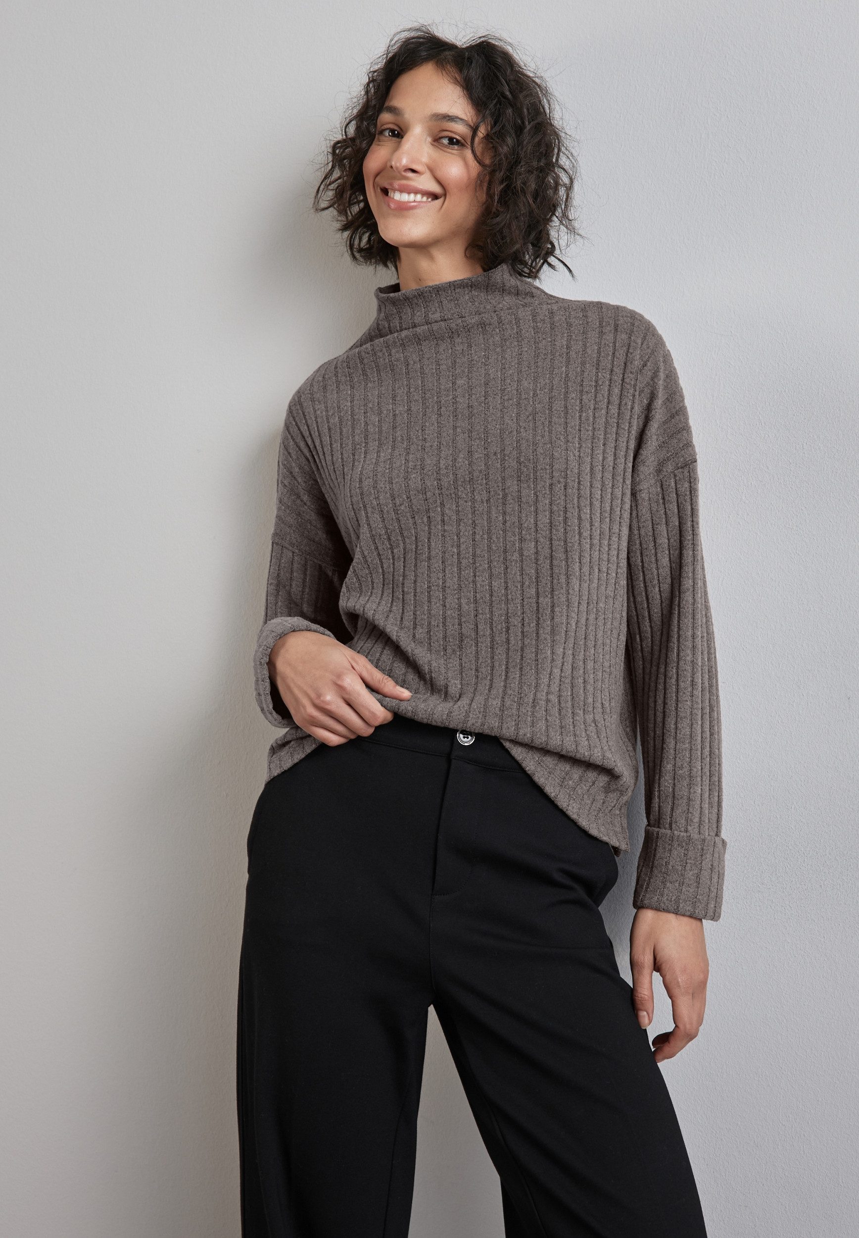 STREET ONE Stehkragenpullover – Langarmshirt mit Turtleneck