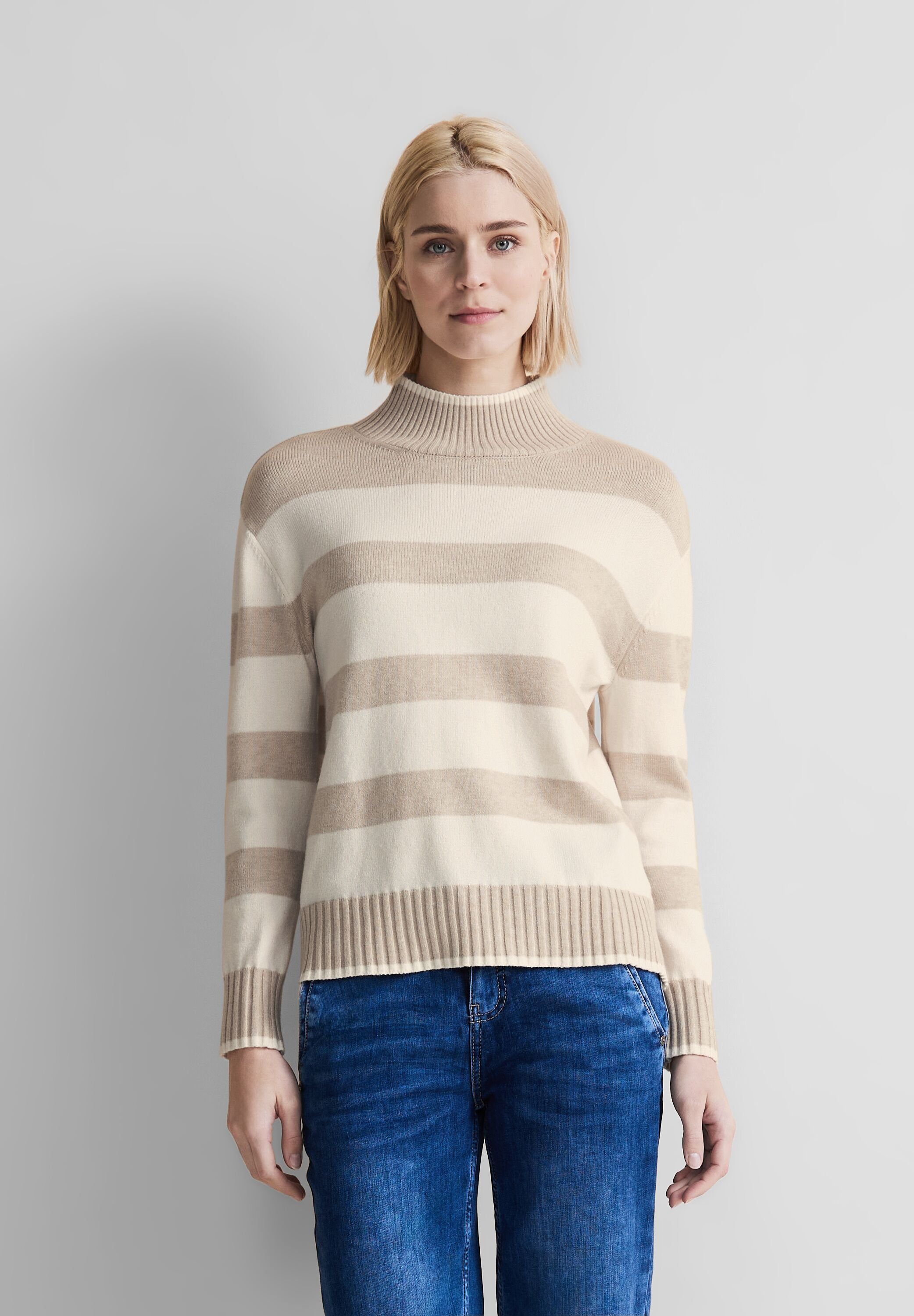 Stehkragenpullover