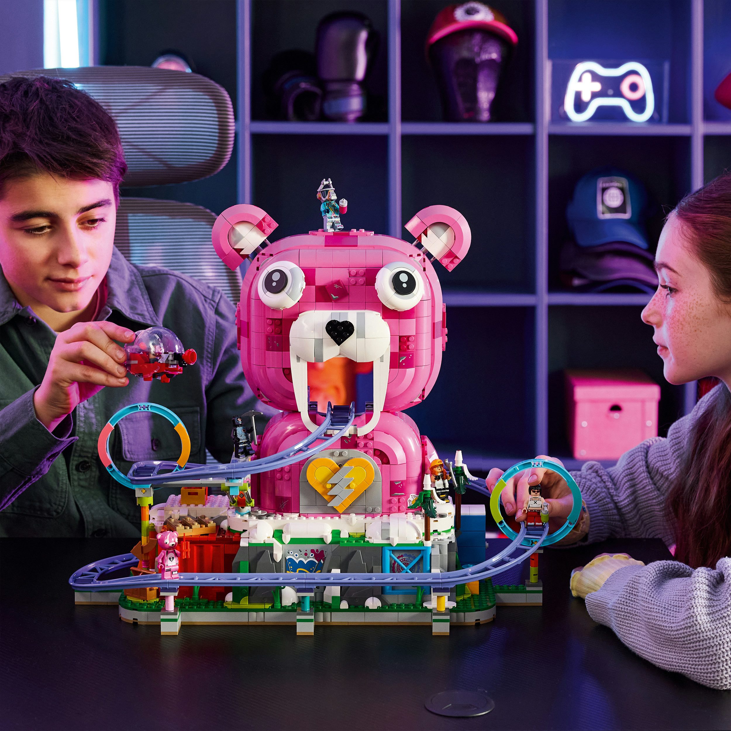 LEGO® Rave Cave (77082), LEGO Fortnite Konstruktionsspielsteine, (1963 St), Made in Europe