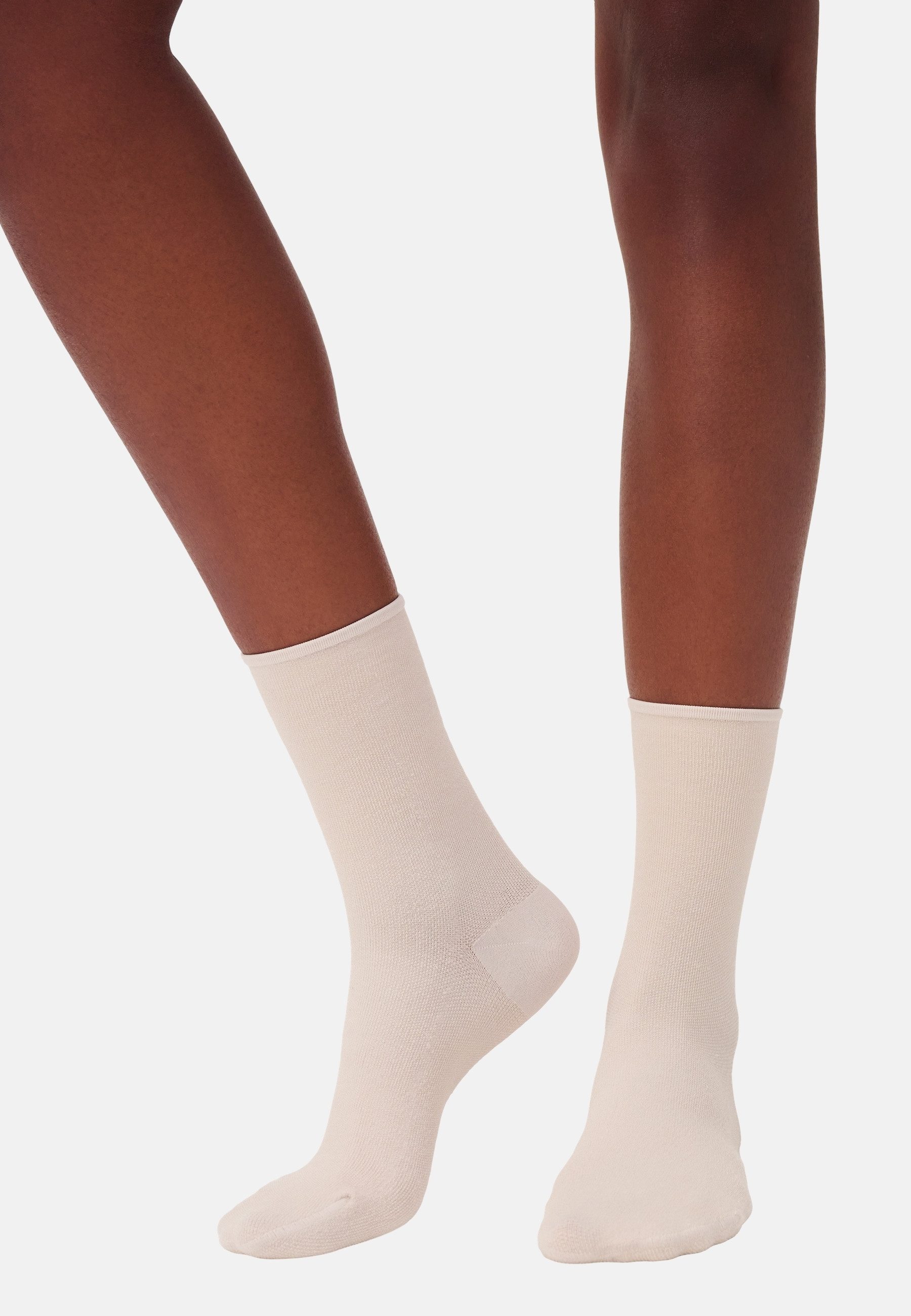 ITEM m6 Sneakersocken SNEAKER MERINO CONSCIOUS Merinowolle, recyceltes Polyamid, atmungsaktiv, weich, Halt
