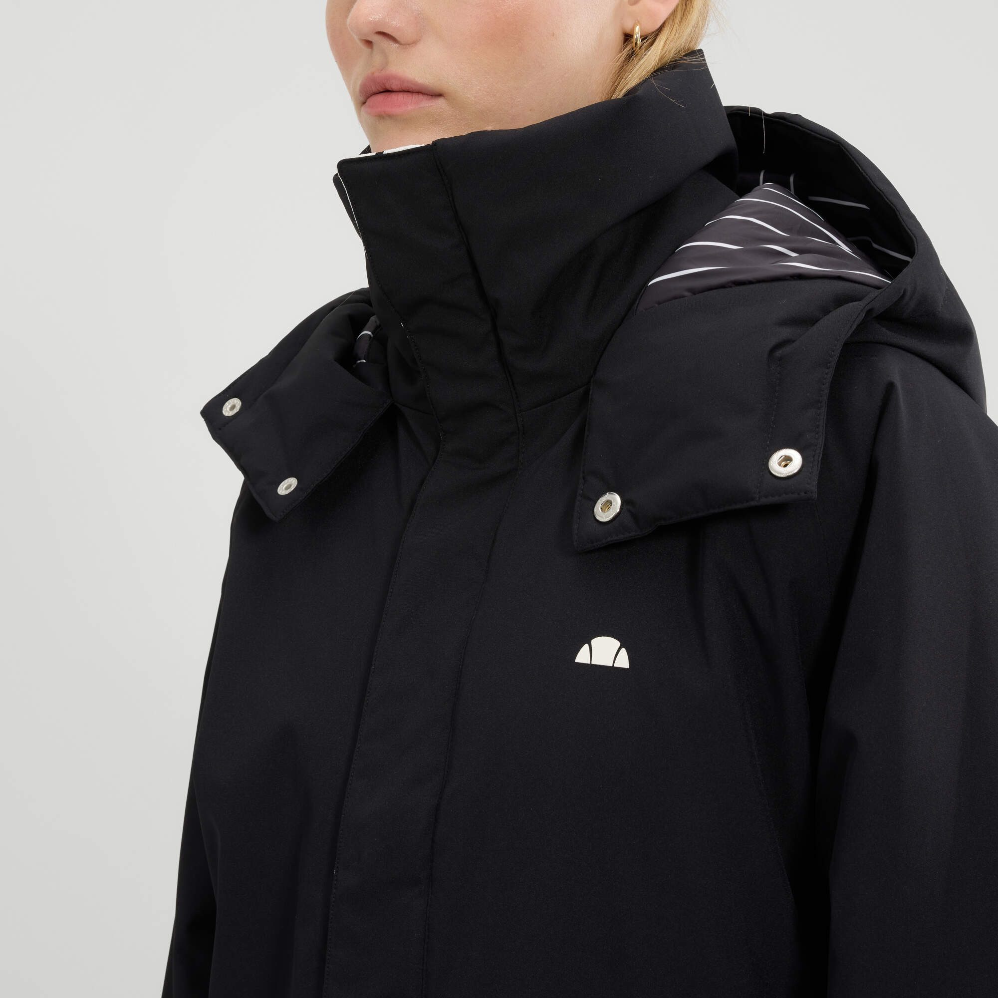 Ellesse Winterjacke ellesse Damen Winterjacke Zenira Padded SGB22790