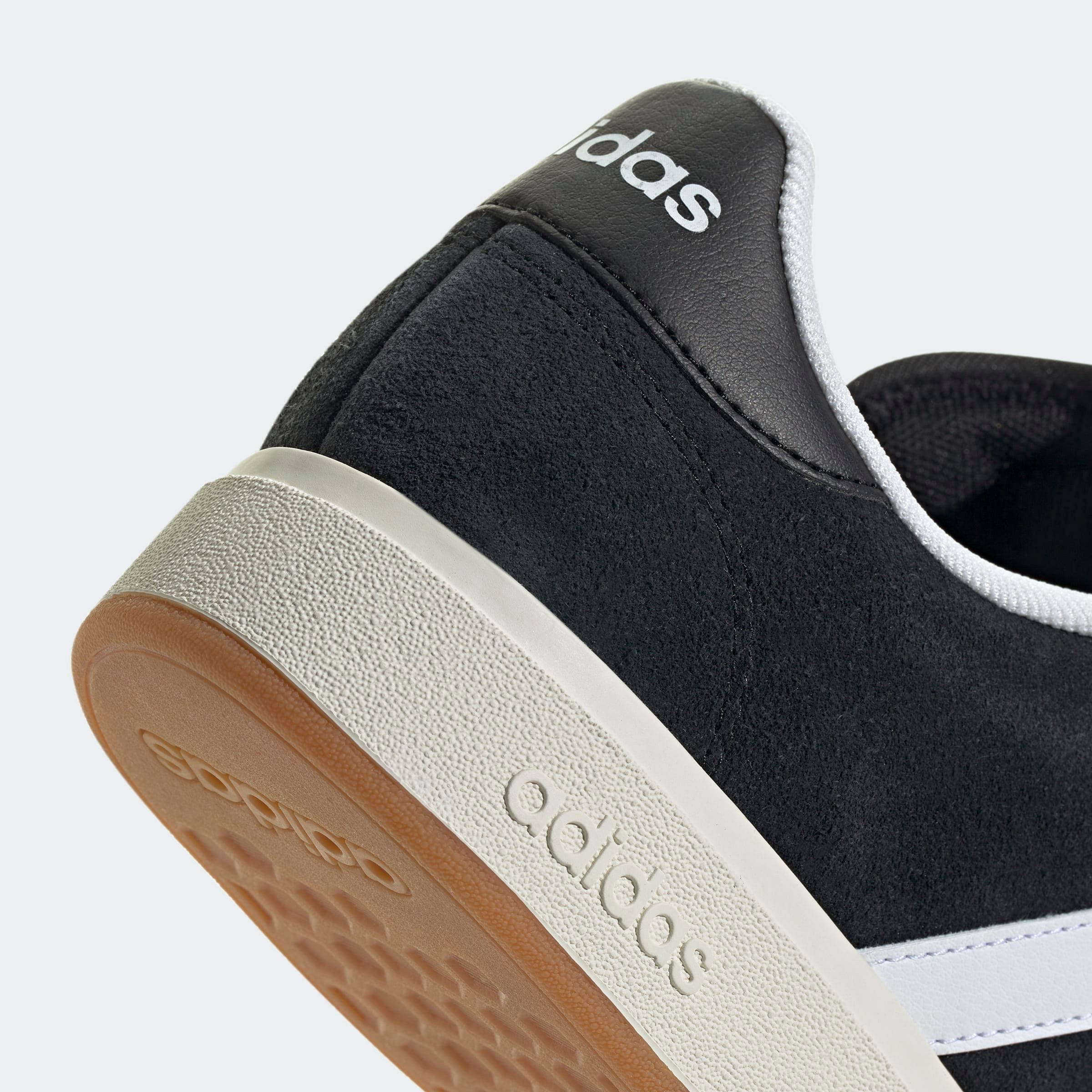 adidas Sportswear GRAND COURT BASE 00S Sneaker Design auf den Spuren des adidas Campus 00