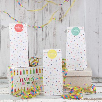 PAPIERDRACHEN Geschenkpapier Partytüten Set - 24 Geschenktüten mit Stickern zum Geburtstag