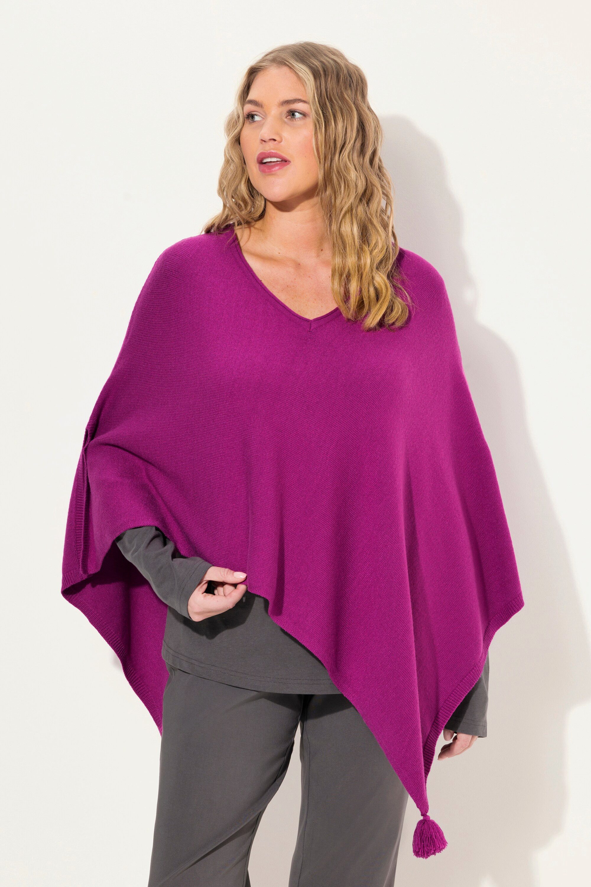 Ulla Popken Strickpullover Strick-Poncho Zipfelsaum Quaste günstig online kaufen