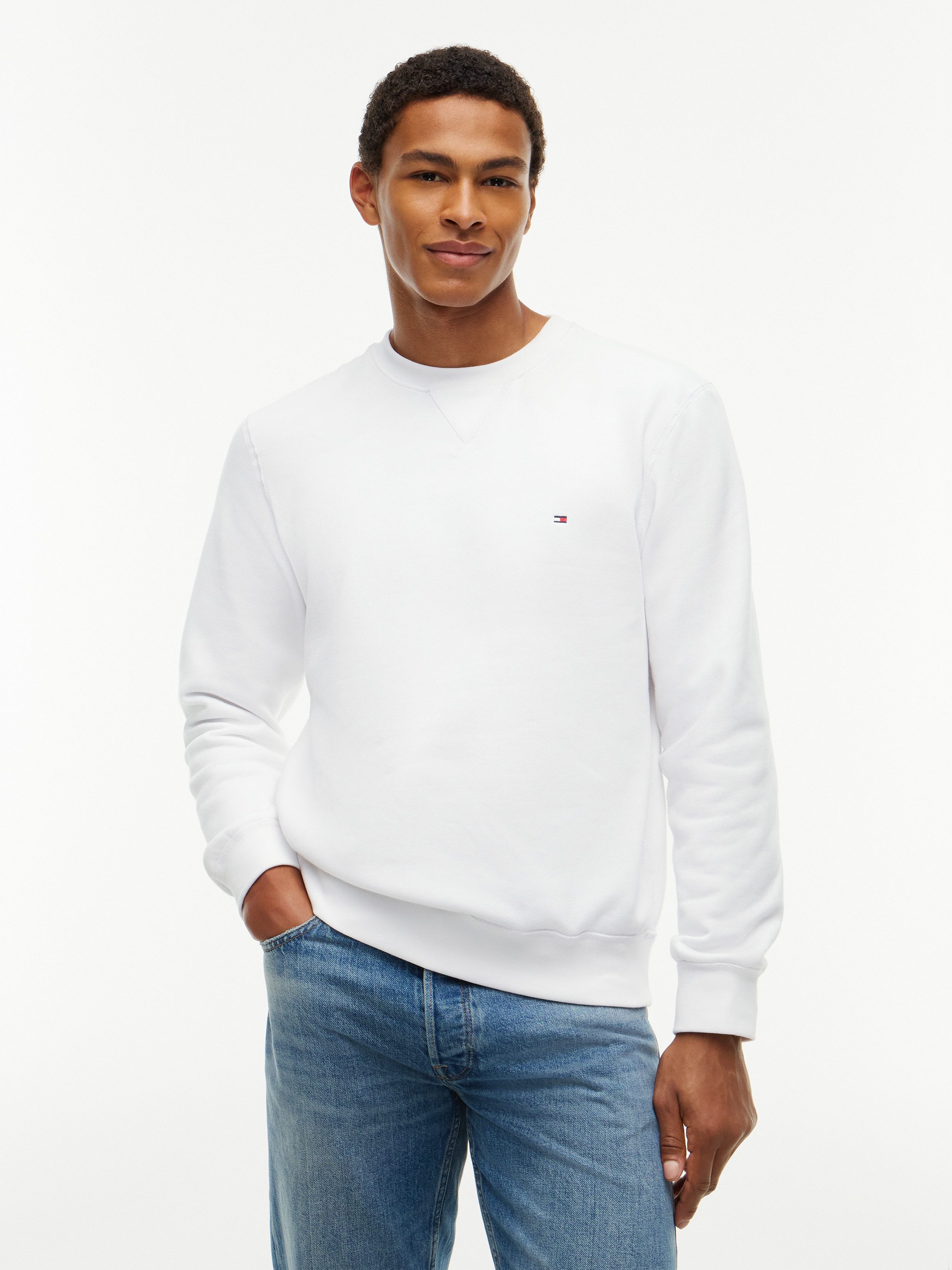 Tommy Hilfiger Sweatshirt ESSENTIAL FLEECE CREWNECK mit Tommy Hilfiger Logostickerei, Regular Fit