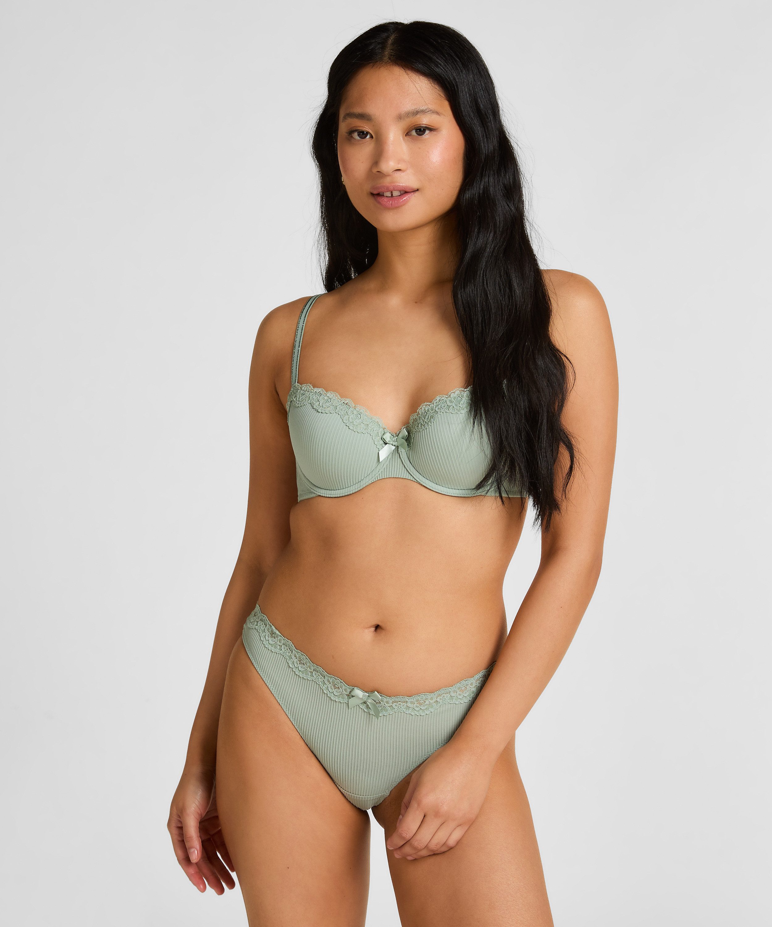 Hunkemöller Gemoldeter BH Lola Padded Underwired Bra – Bild 3 von 5