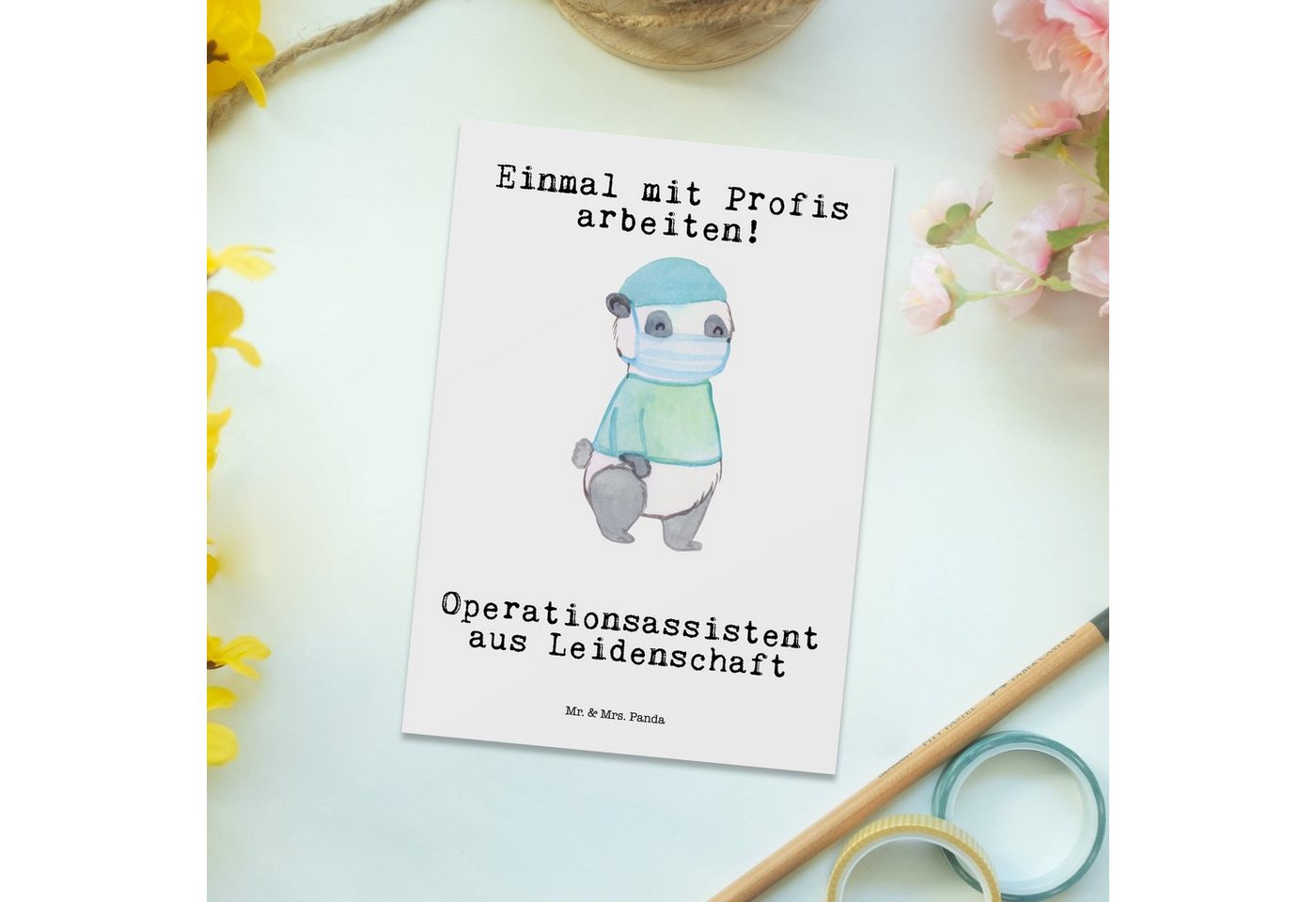 Thumbnail - Mr. & Mrs. Panda Postkarte Operationsassistent Leidenschaft - Weiß - Geschenk, Ansichtskarten, K, Hochglanzveredelt