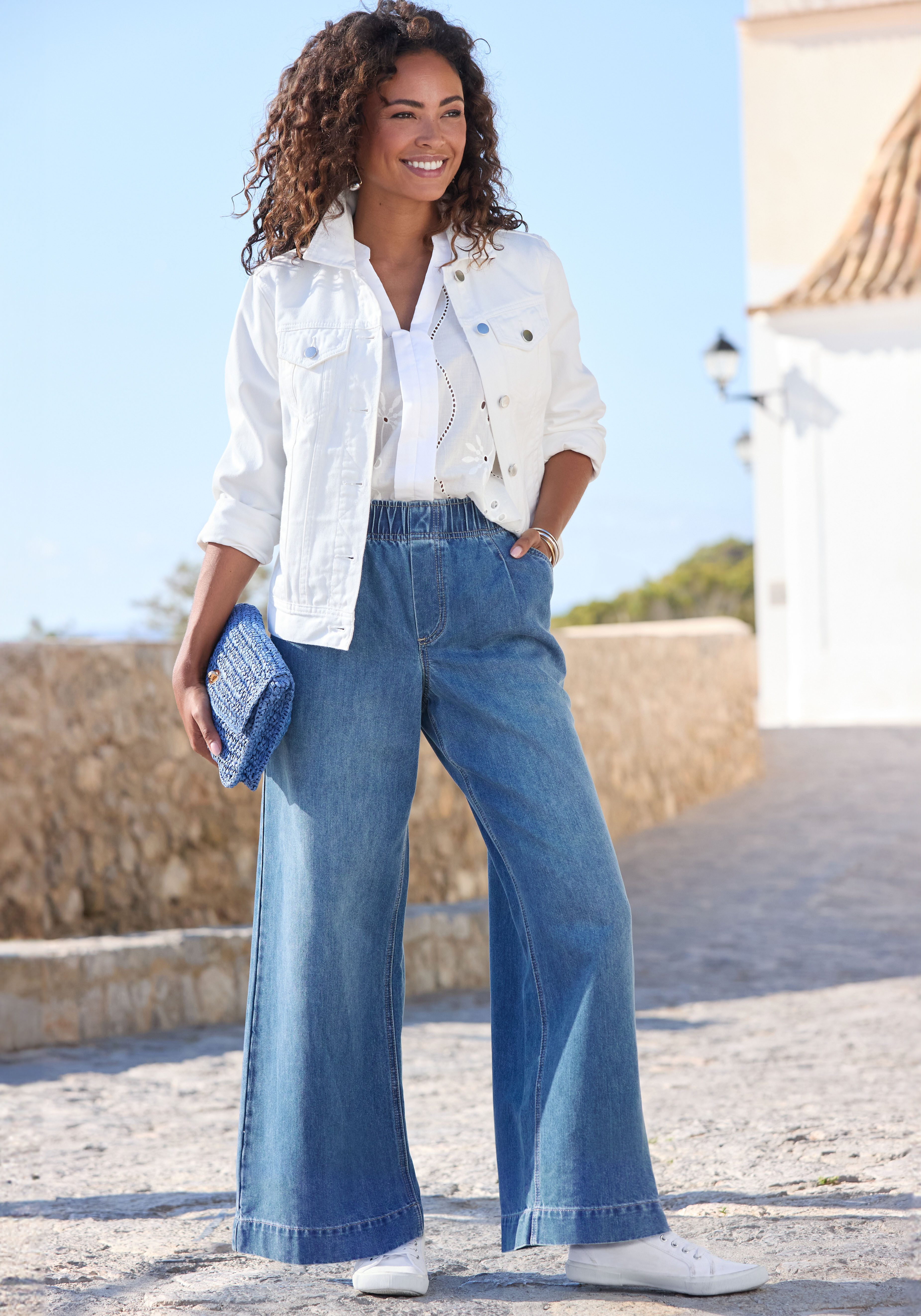 LASCANA Jeansjacke mit zwei Pattentaschen, Denimjacke aus Baumwolle, Sommerjacke