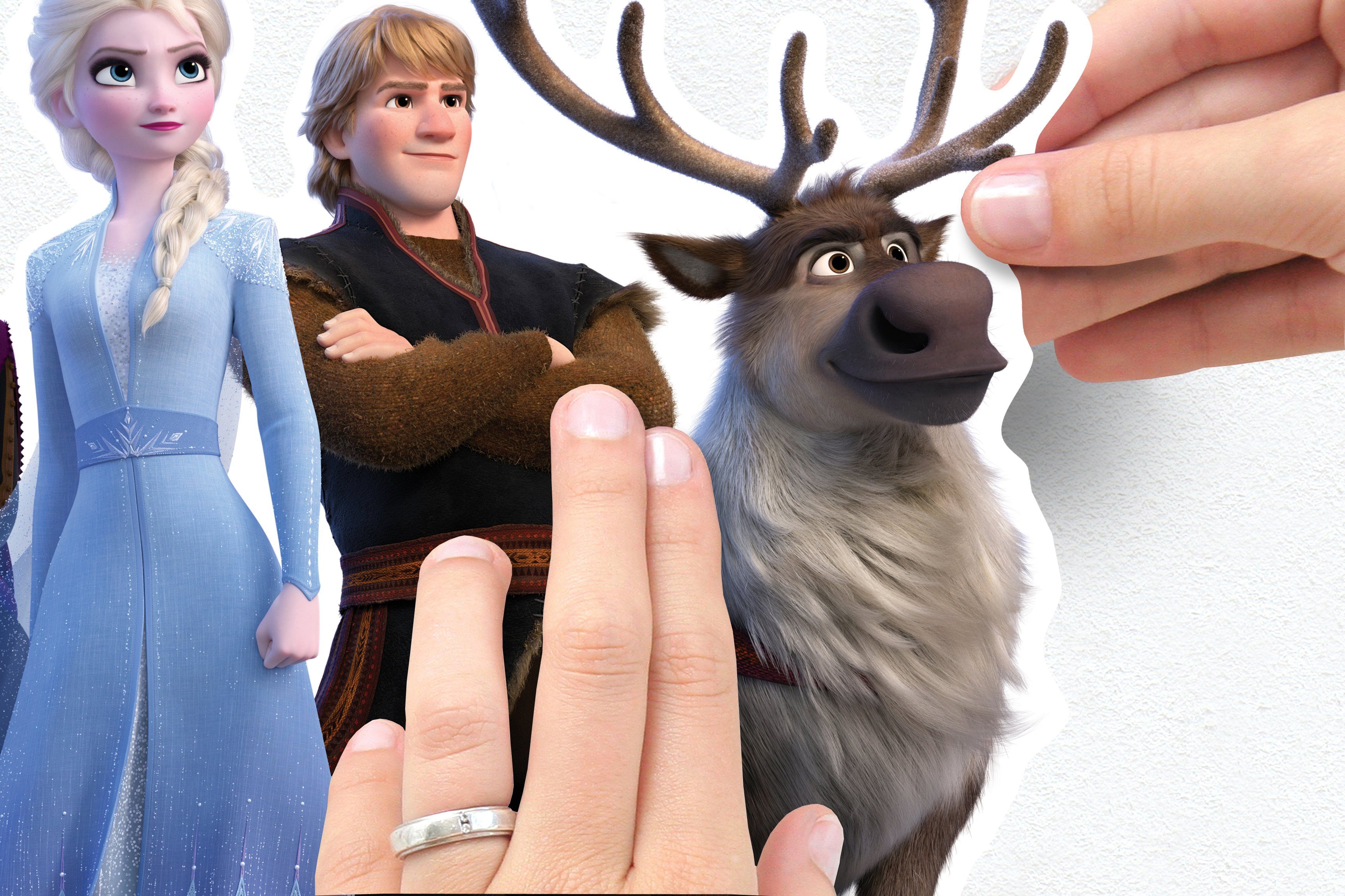 Komar Wandtattoo Frozen 2 - Forest Spirit - Größe 50 x 70 cm (4 St), selbstklebend, Wandsticker, Kinderzimmer